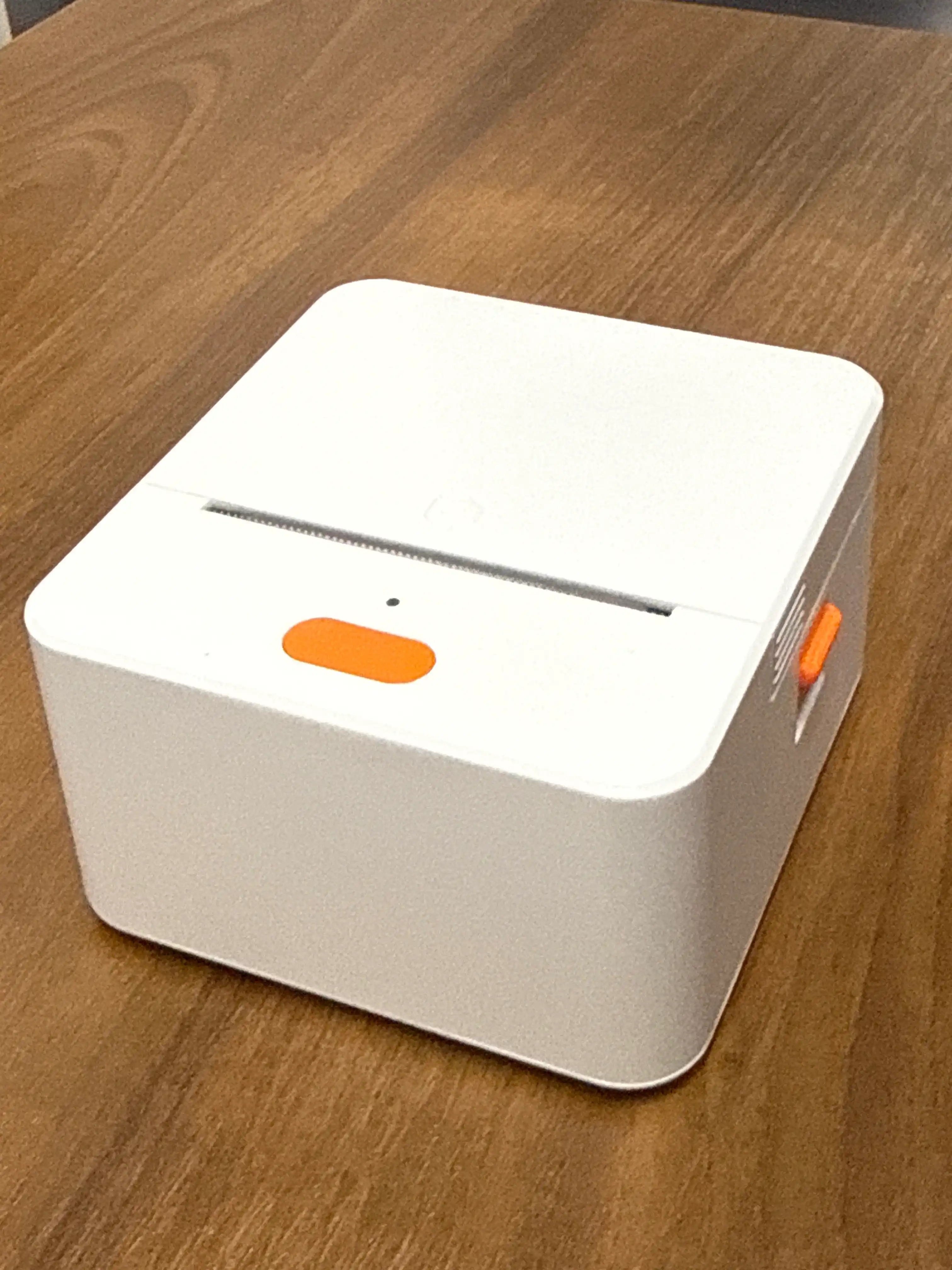 Yorliq, chek va markirovka uchun portativ termoprinter, 50 mm, USB + Bluetooth
