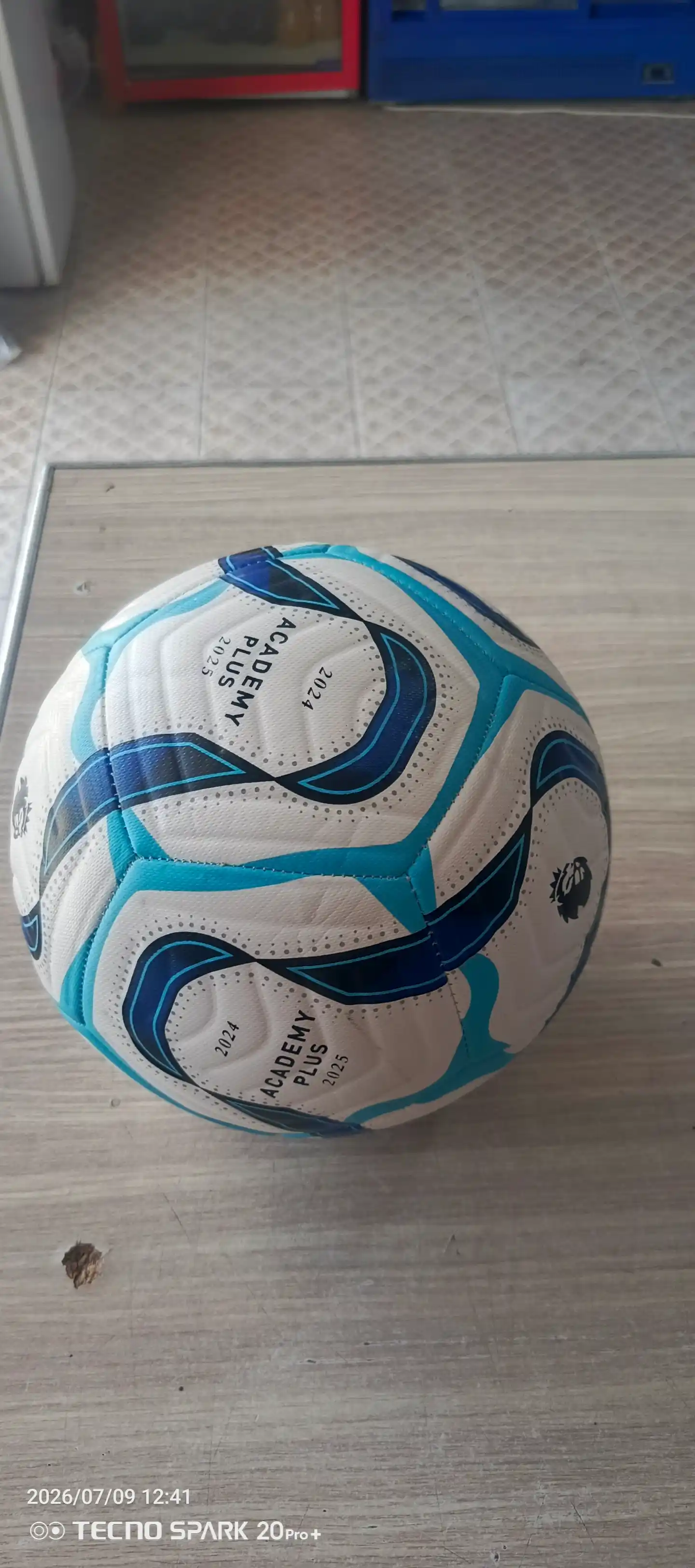 Futbol to‘pi to‘plam bilan (nasos, sumka, to‘r, igna), o‘yin va mashg‘ulotlar uchun