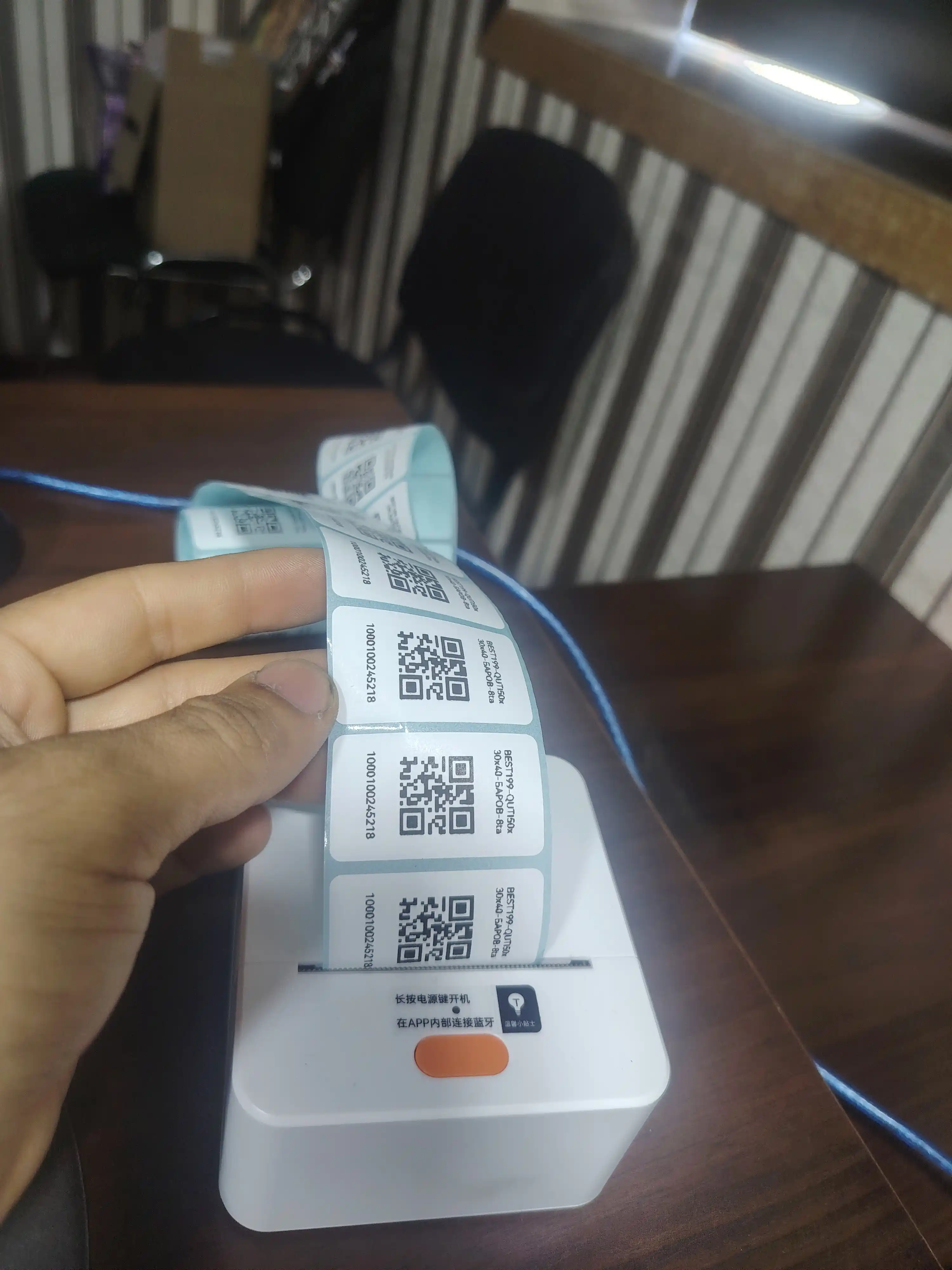 Yorliq, chek va markirovka uchun portativ termoprinter, 50 mm, USB + Bluetooth