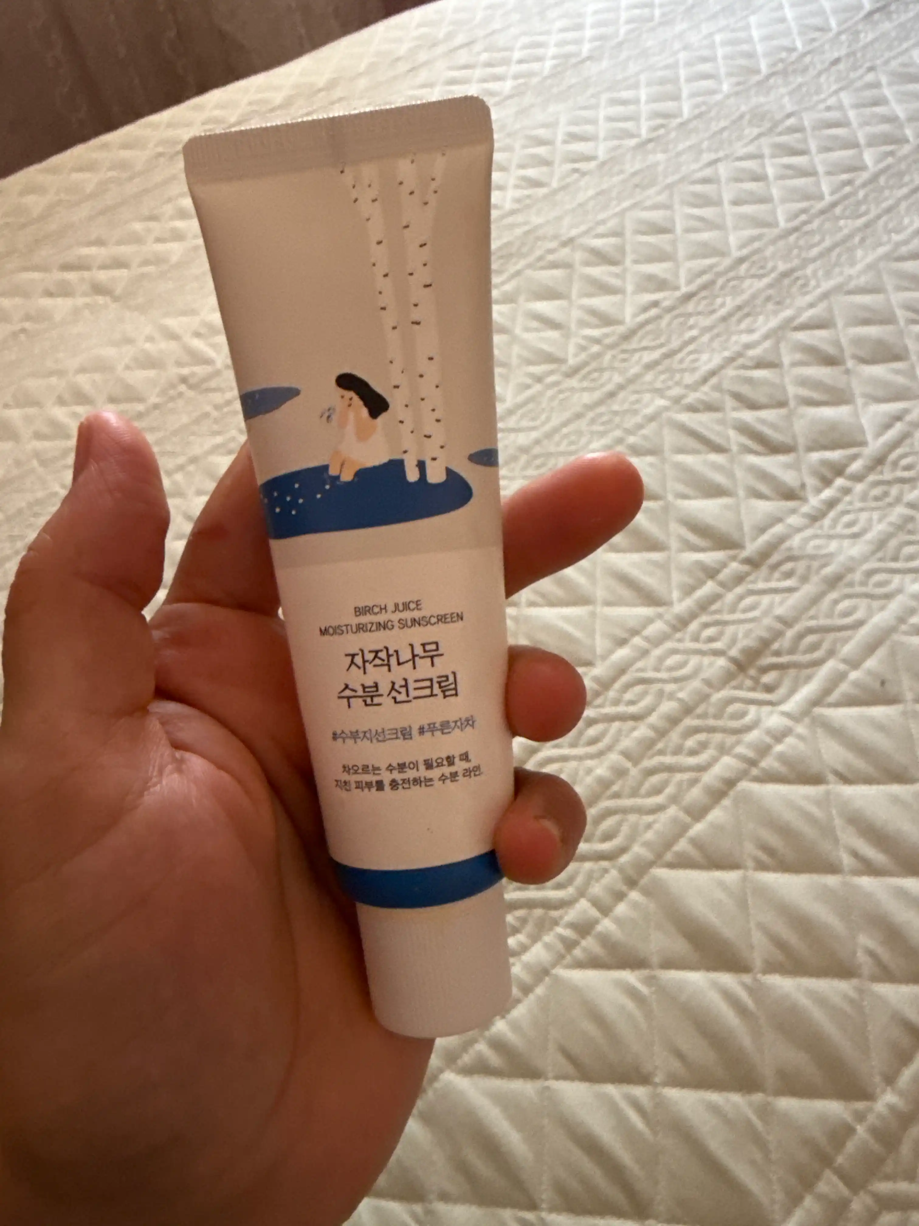 Солнцезащитный крем Round Lab Birch Juice Moisturizing Sunscreen SPF50+ PA++++, 50 мл