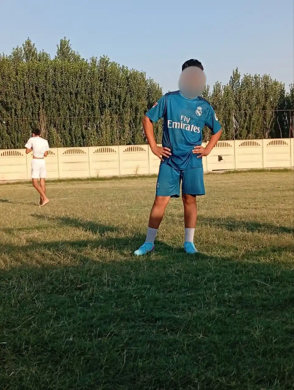 Futbol butsilari, erkaklar uchun, o‘smirlar uchun, 36-45 o‘lcham