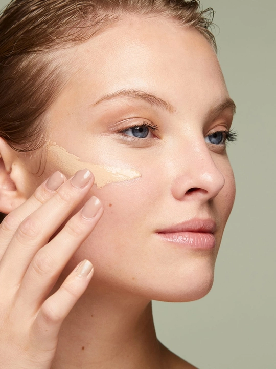 Sensilis Upgrade Make-Up lifting effektli yuz uchun tonal krem, 30 ml