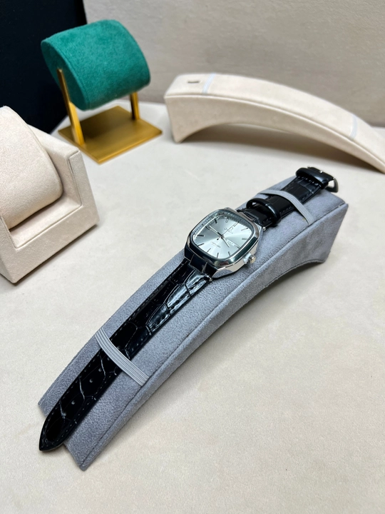 Omega erkaklar qo‘l soati