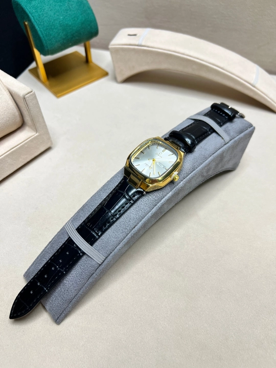 Omega erkaklar qo‘l soati