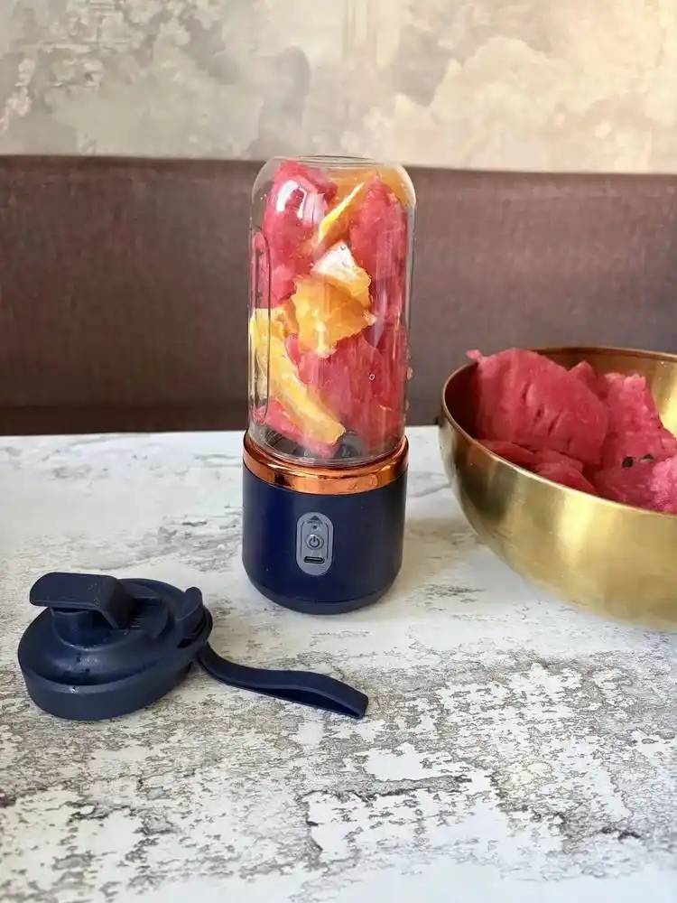 Smuzi va kokteyllar uchun simsiz mini blender, ko'chma, elektr shaker