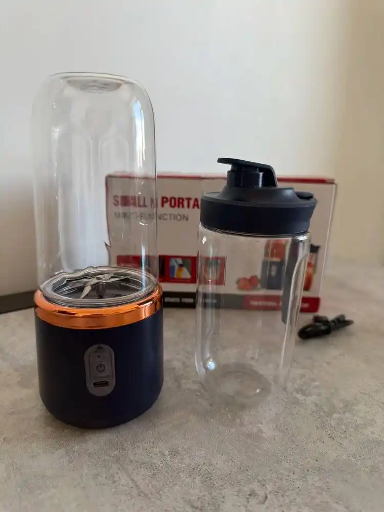 Smuzi va kokteyllar uchun simsiz mini blender, ko'chma, elektr shaker