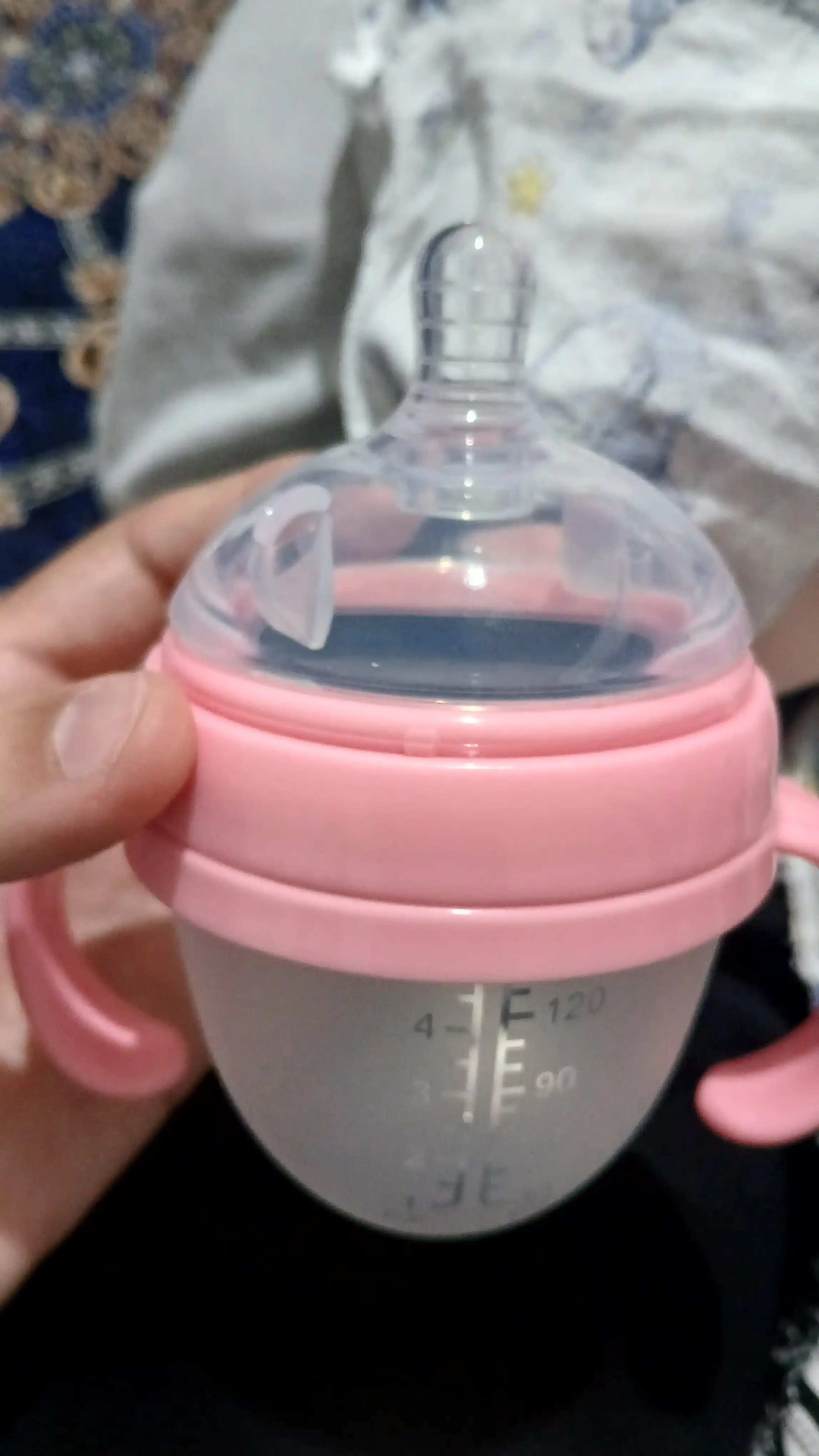 Silikon butilka, tutqich va gravitatsiya sharchasi va so‘rg‘ich bilan, 150, 250 ml