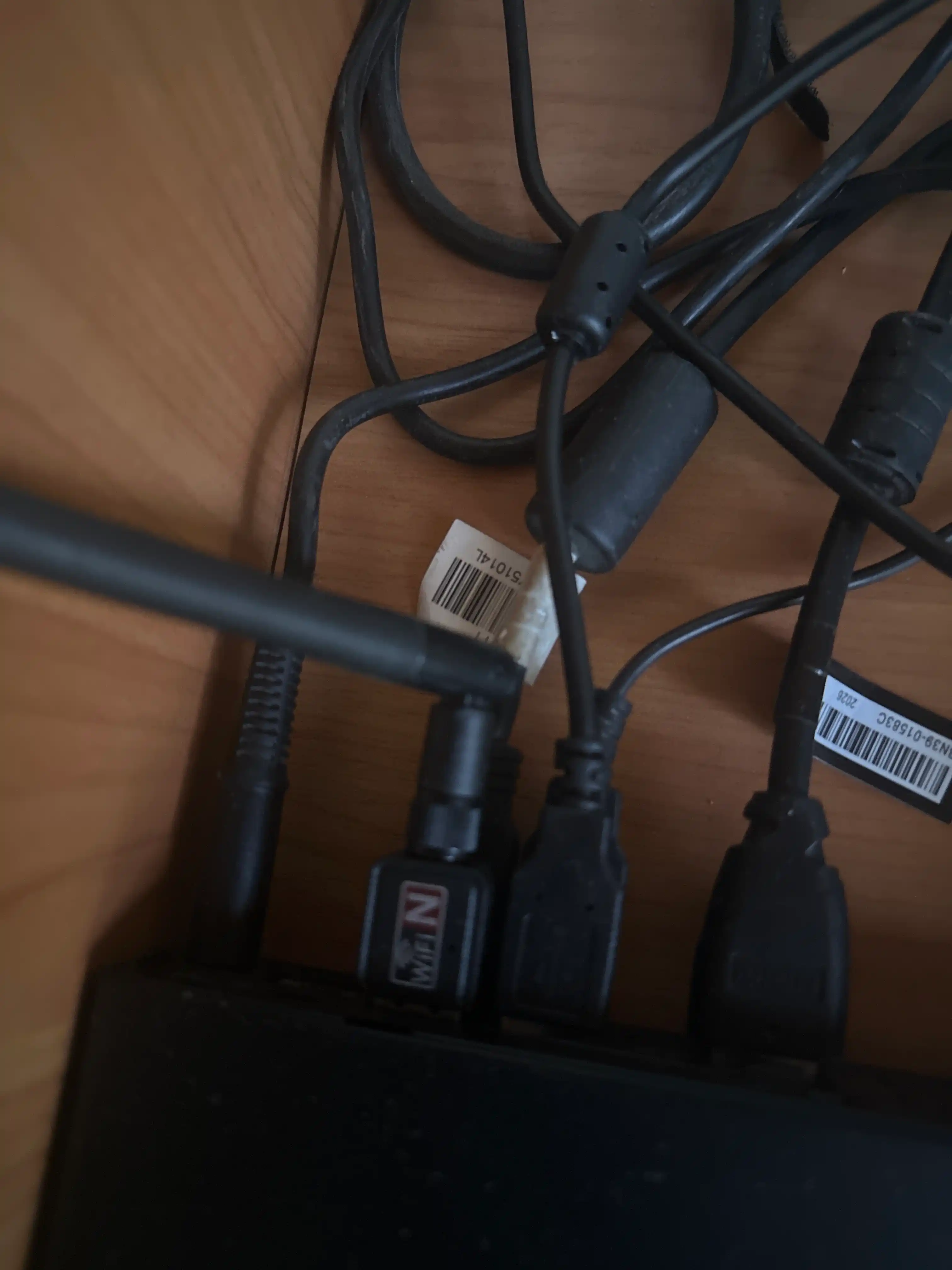Simsiz mini adapter Wi-Fi USB, shovqinsiz 600 Mbs, WIN10/WIN11, 200 metrgacha