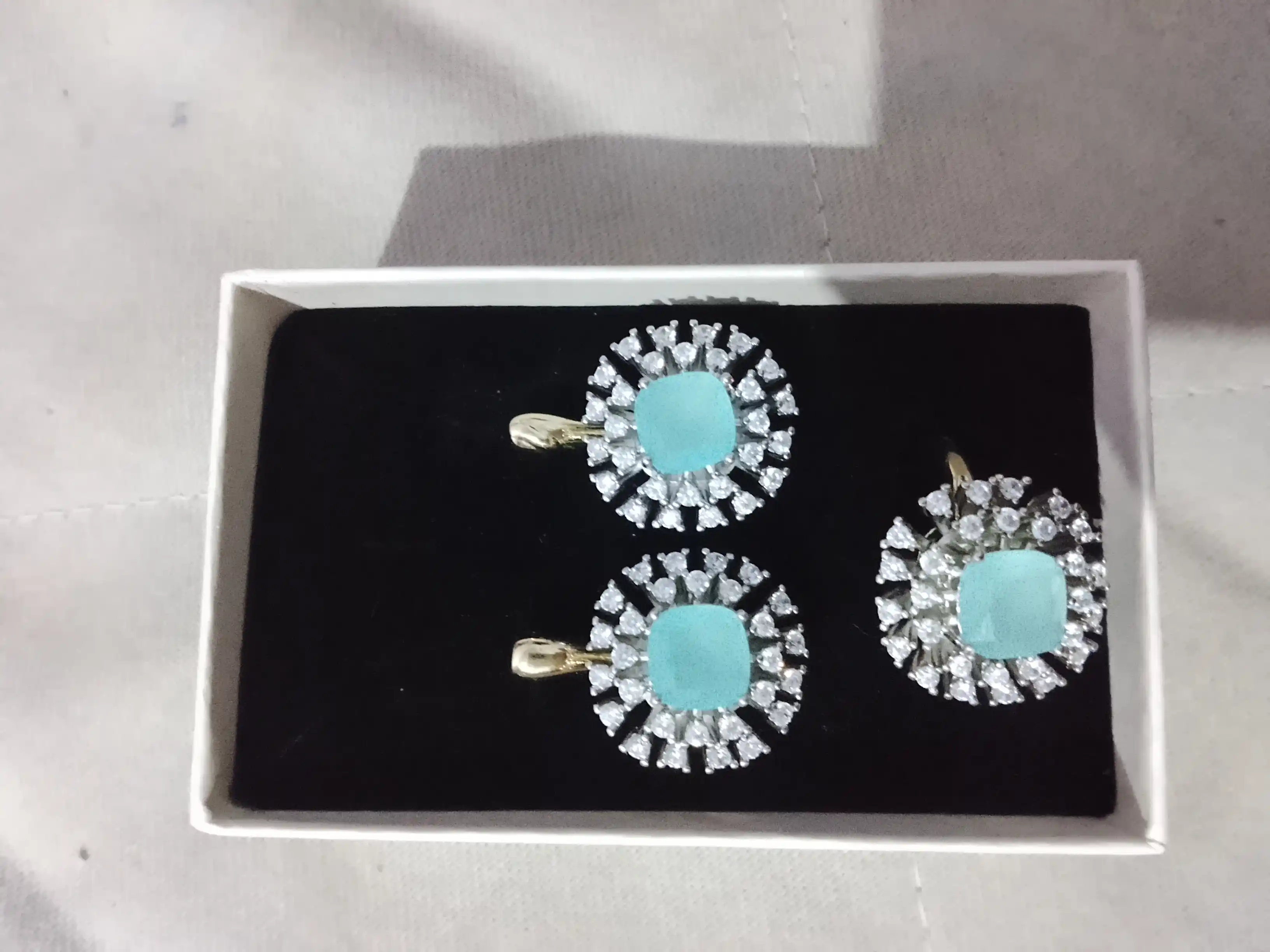 XUPING JEWELRY ayollar va qizlar uchun taqinchoqlar to‘plami