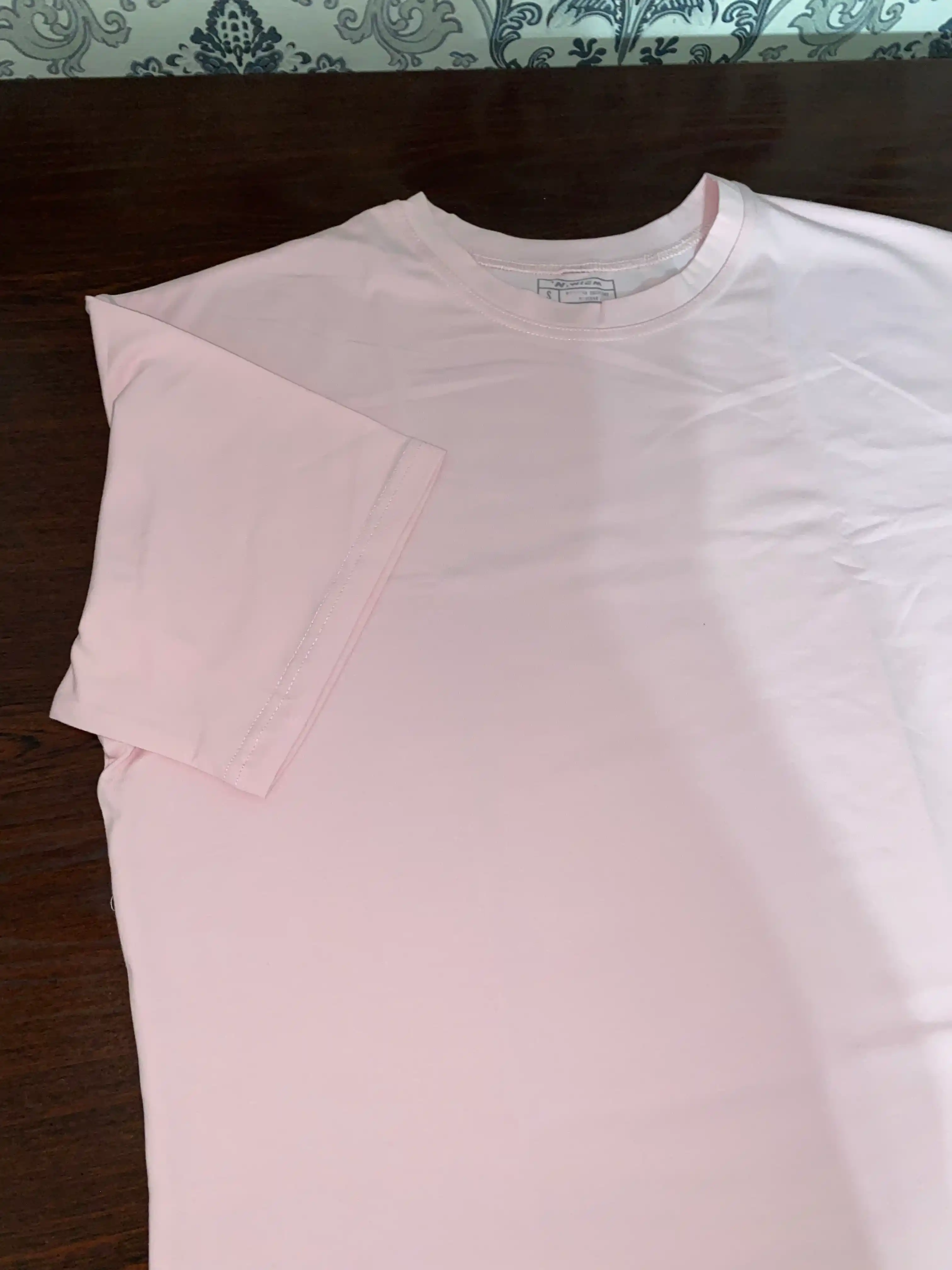Futbolka ayollar uchun oversize bir rangli asosiy