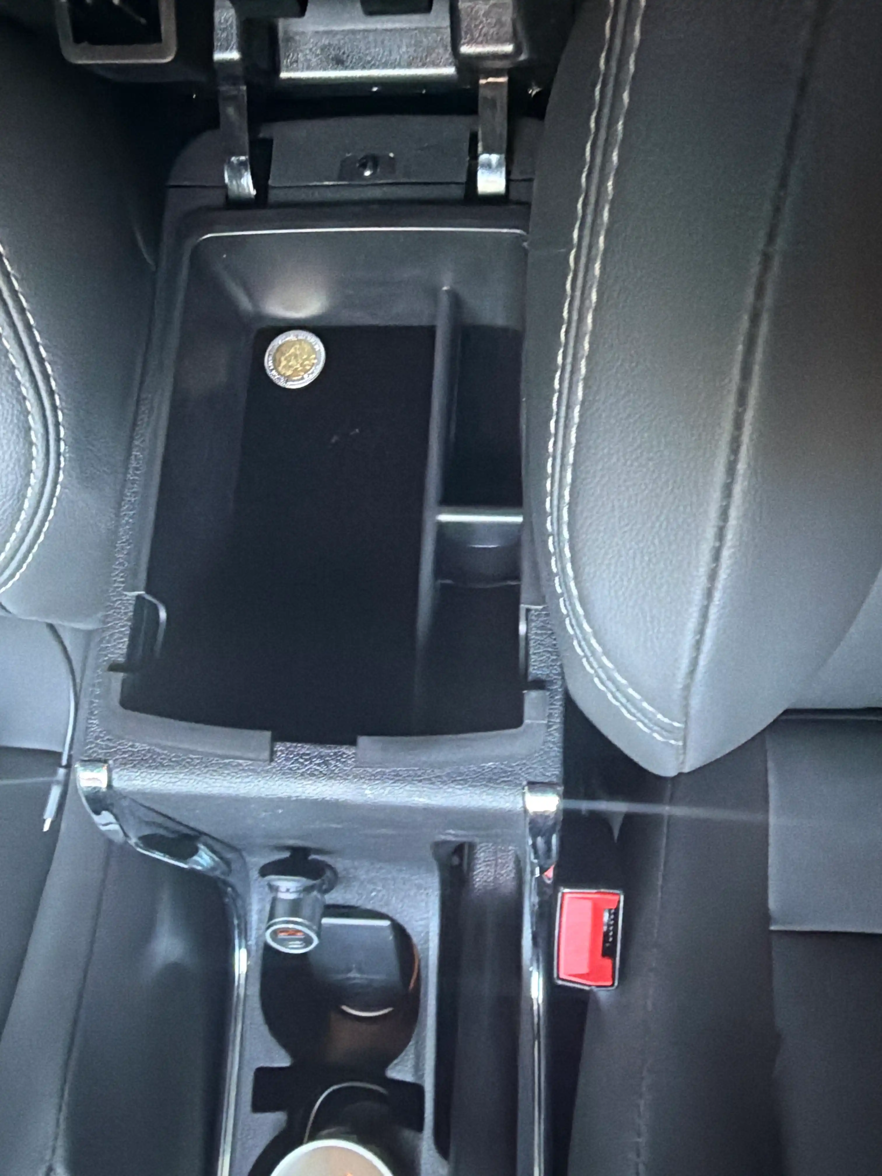 CHEVROLET COBALT avtomobili uchun podlokotnik (BAR)