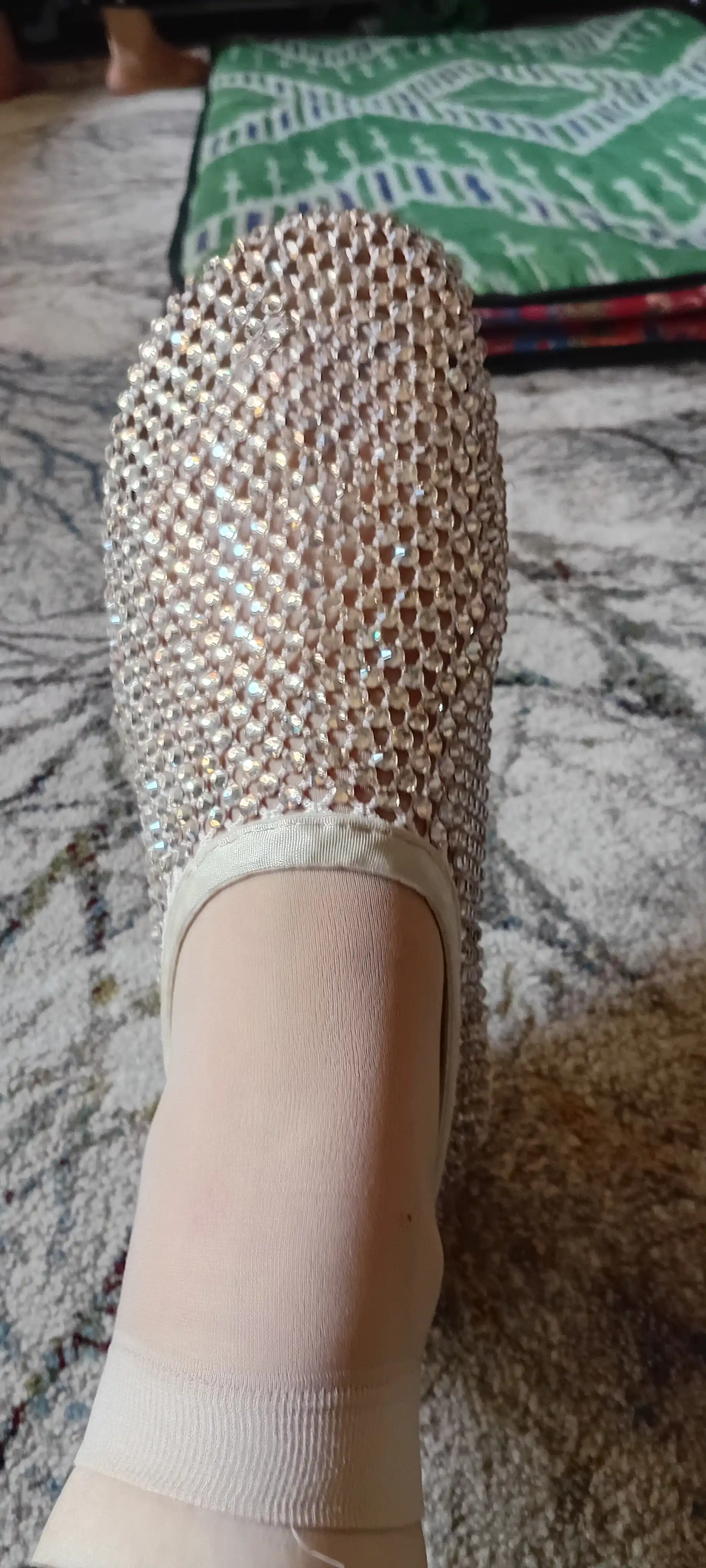 Toshli, to‘rli, havo o‘tkazuvchan baletkalar