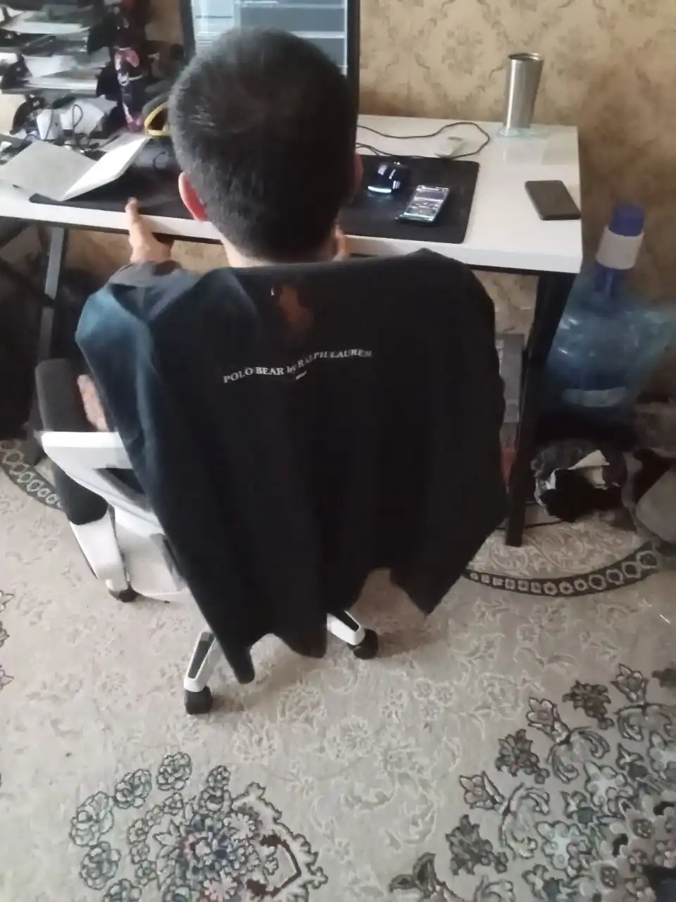 Erkaklar uchun bir xil rangdagi futbolka, bambuk, asosiy, nafas oluvchi va yumshoq