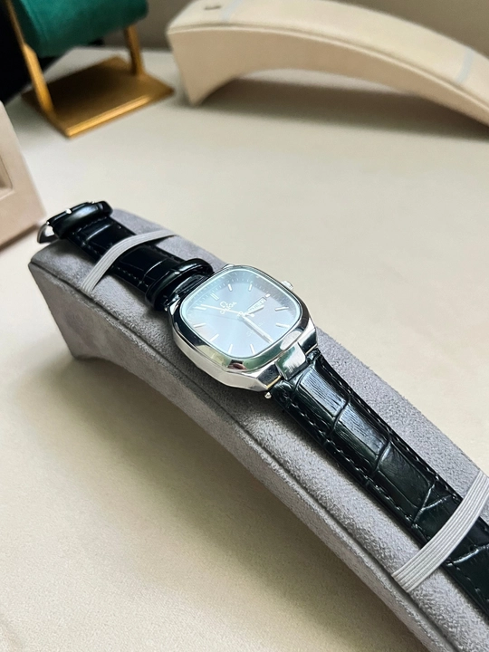 Omega erkaklar qo‘l soati