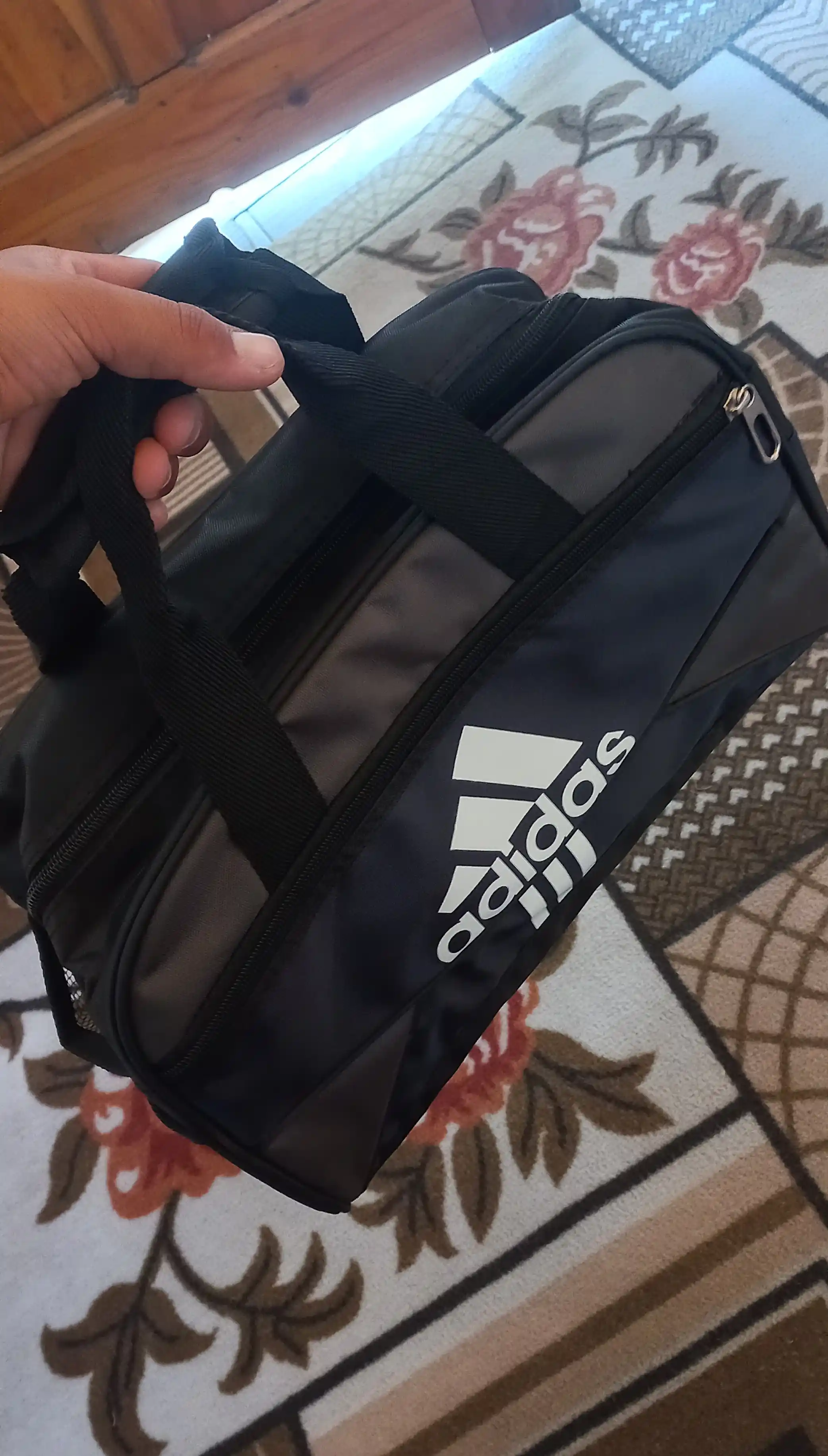Kichik sport sumka 15L, sayohat va fitnes uchun, yengil va sig‘imli yo‘l sumkasi adidas