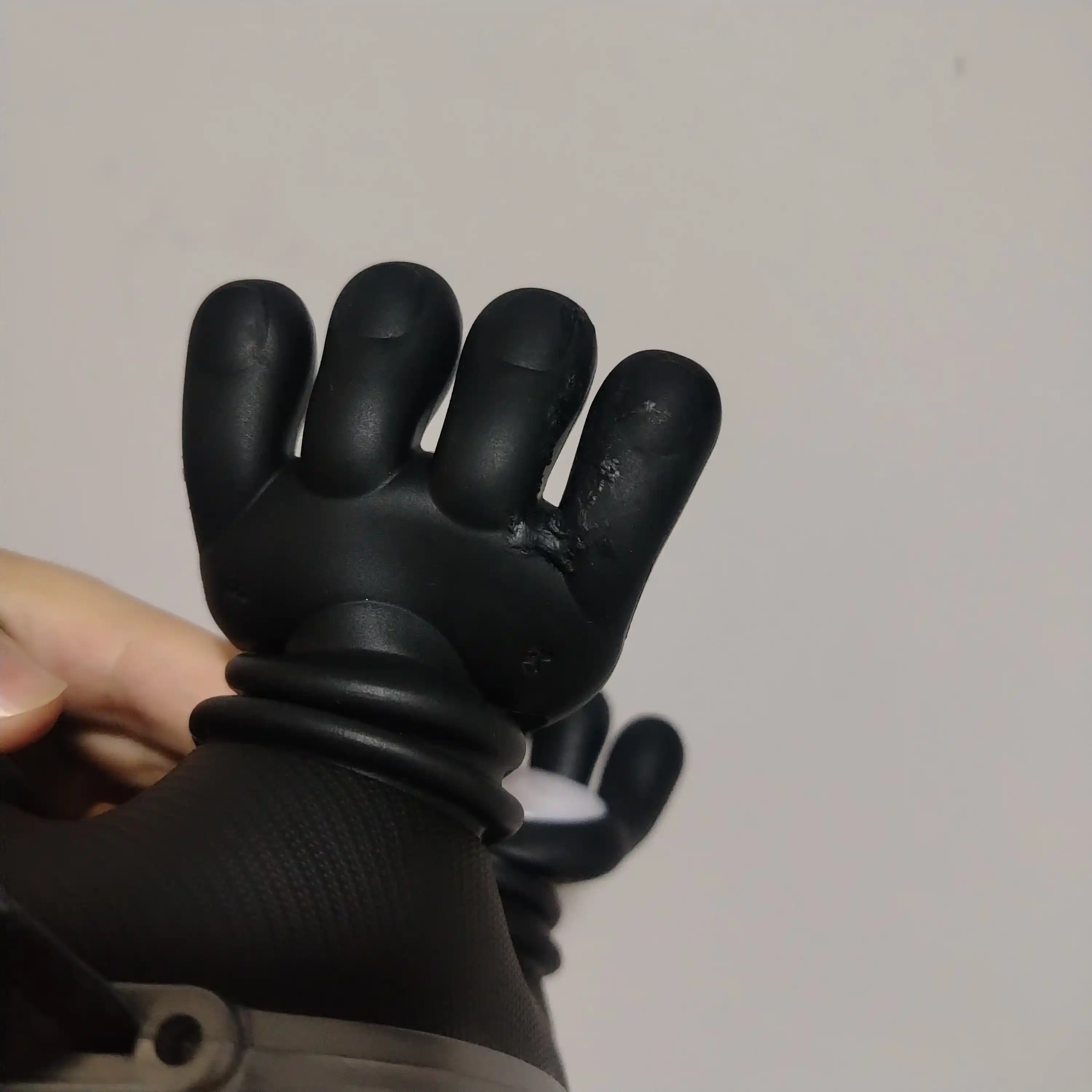 Massajor apparati tana, qo‘l, orqa, bo‘yin va oyoqlar uchun Diera Neck Comfort masajor