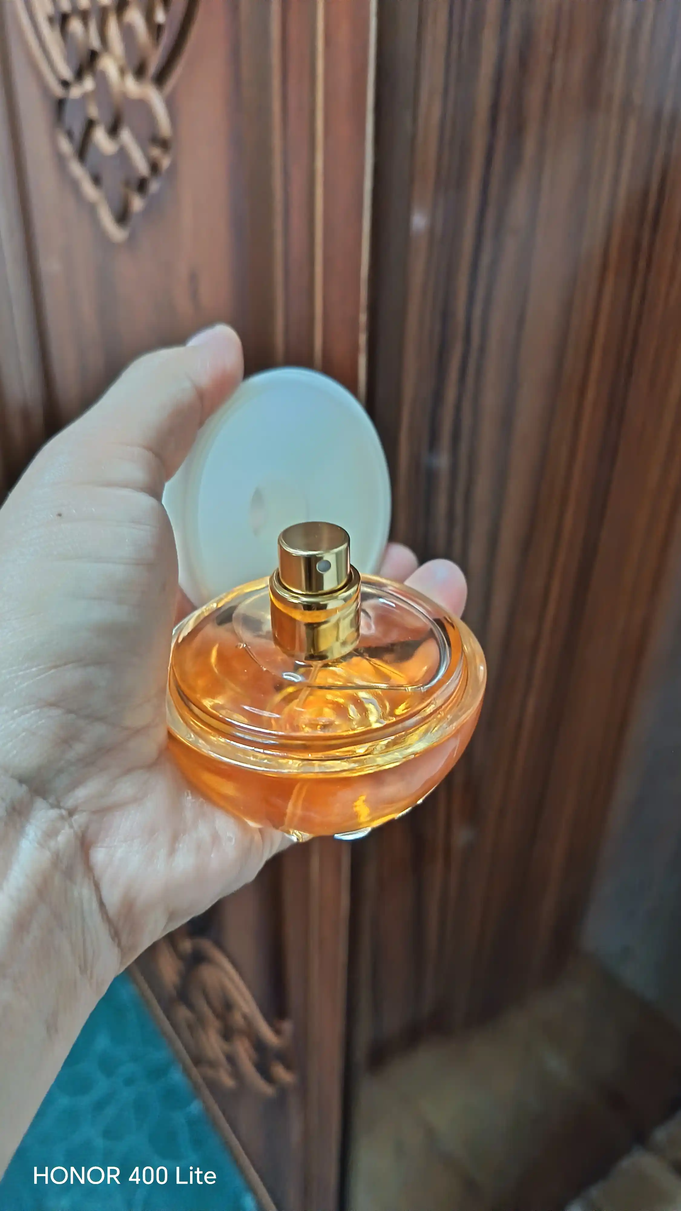 Parfyumlangan suv Avon Incandessence, 50 ml