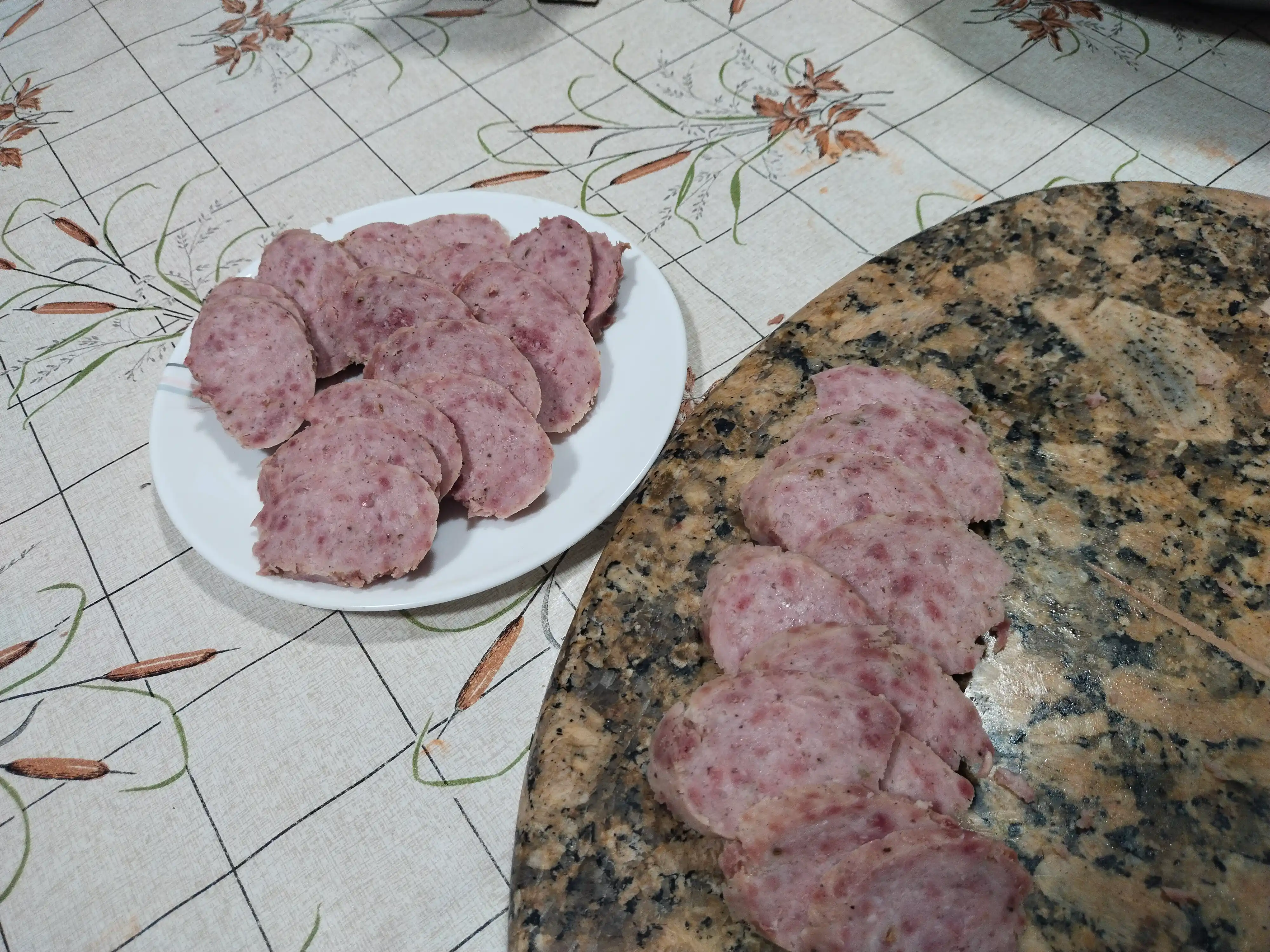 Kolbasa uchun qobiq (tabiiy kallagenli)