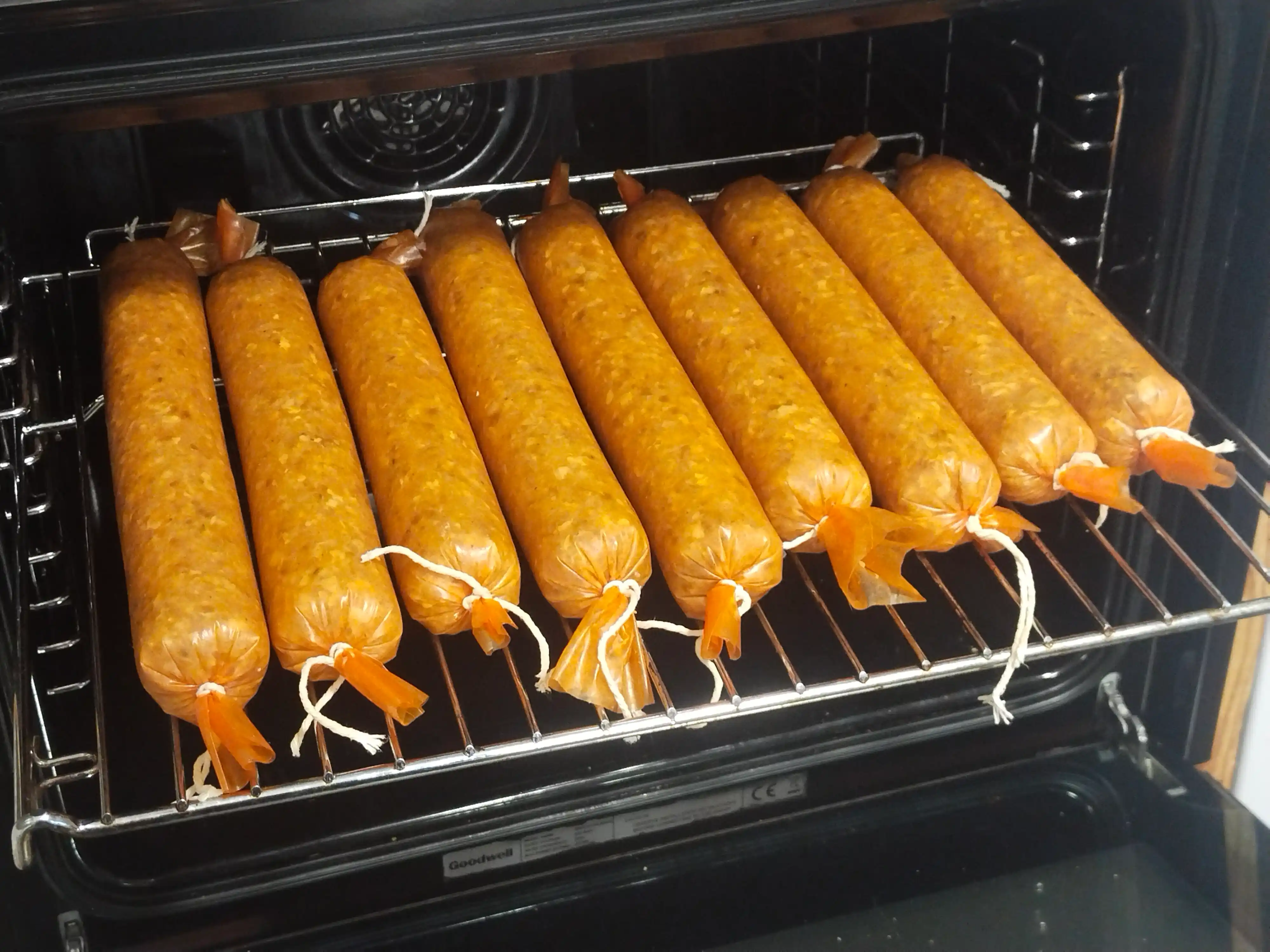 Kolbasa uchun qobiq (tabiiy kallagenli)