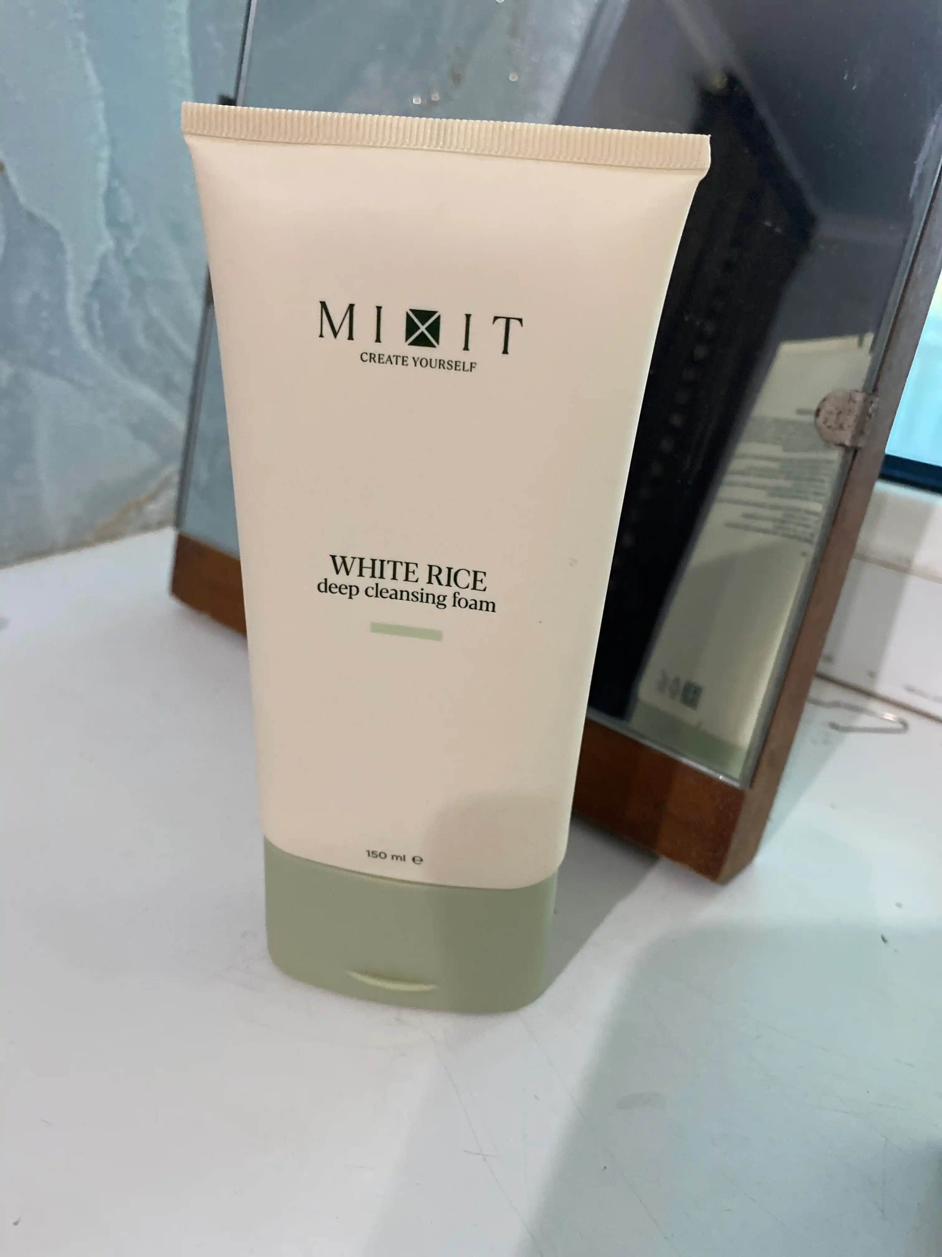 MIXIT Guruch ekstrakti bilan yuzni chuqur tozalovchi penka, 150 ml