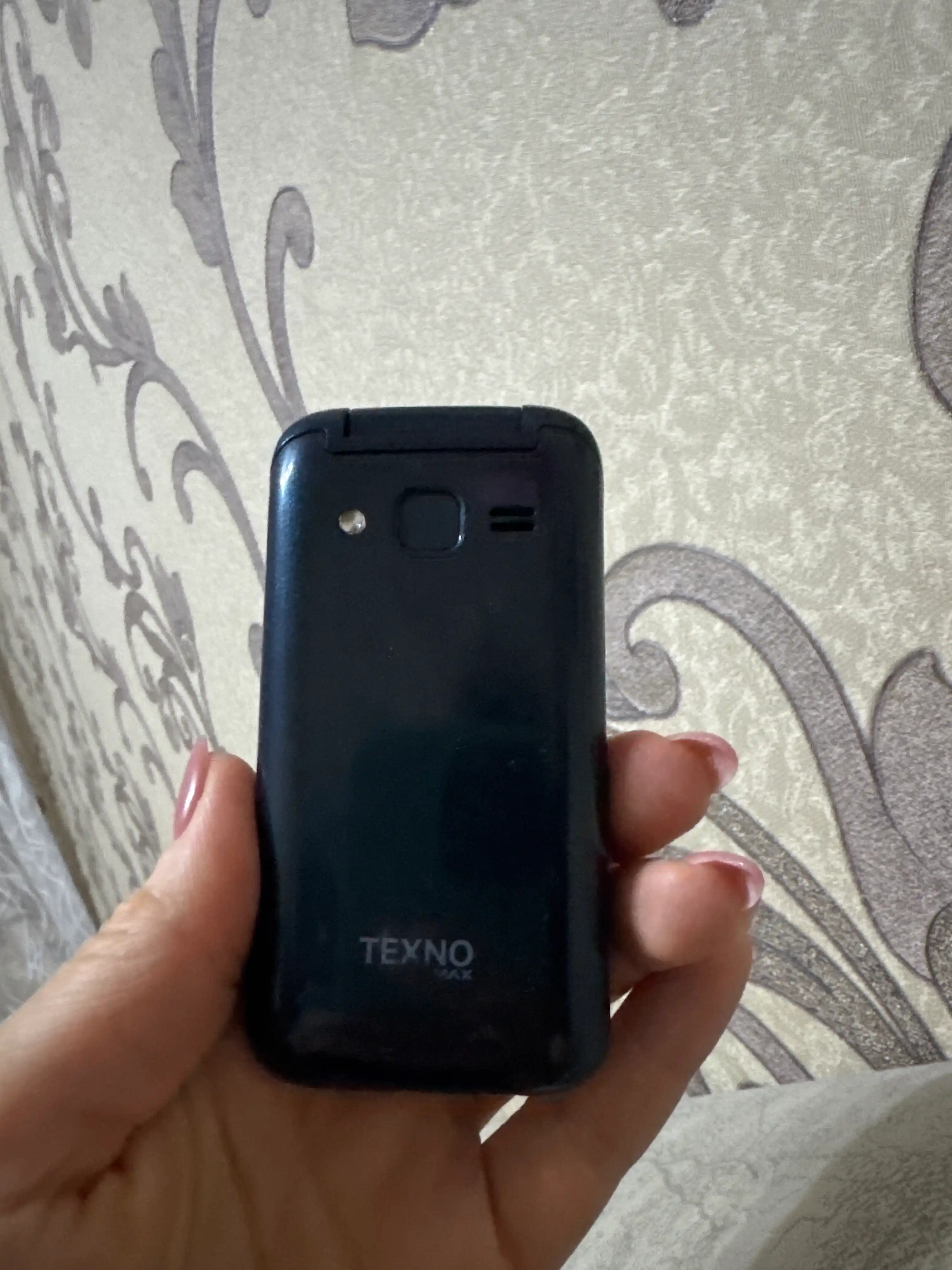 Кнопочный телефон Texno Max 22S