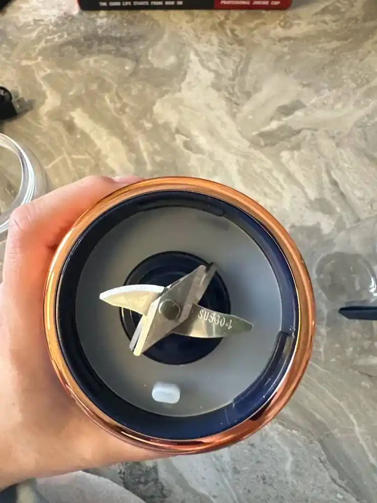Smuzi va kokteyllar uchun simsiz mini blender, ko'chma, elektr shaker