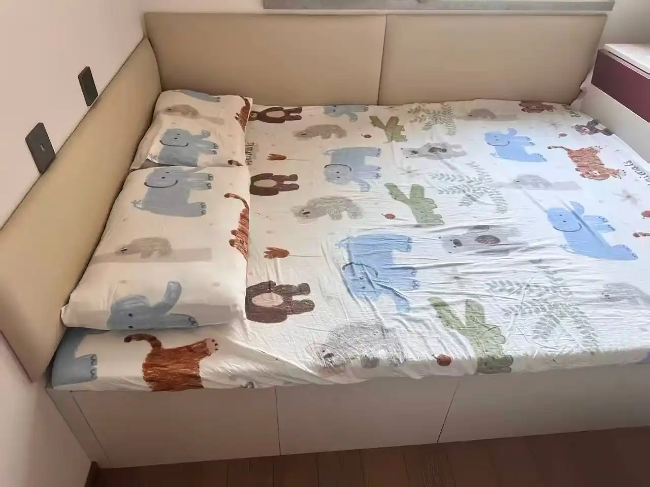 Мягкие самоклеящиеся панели, панели 3D для стен