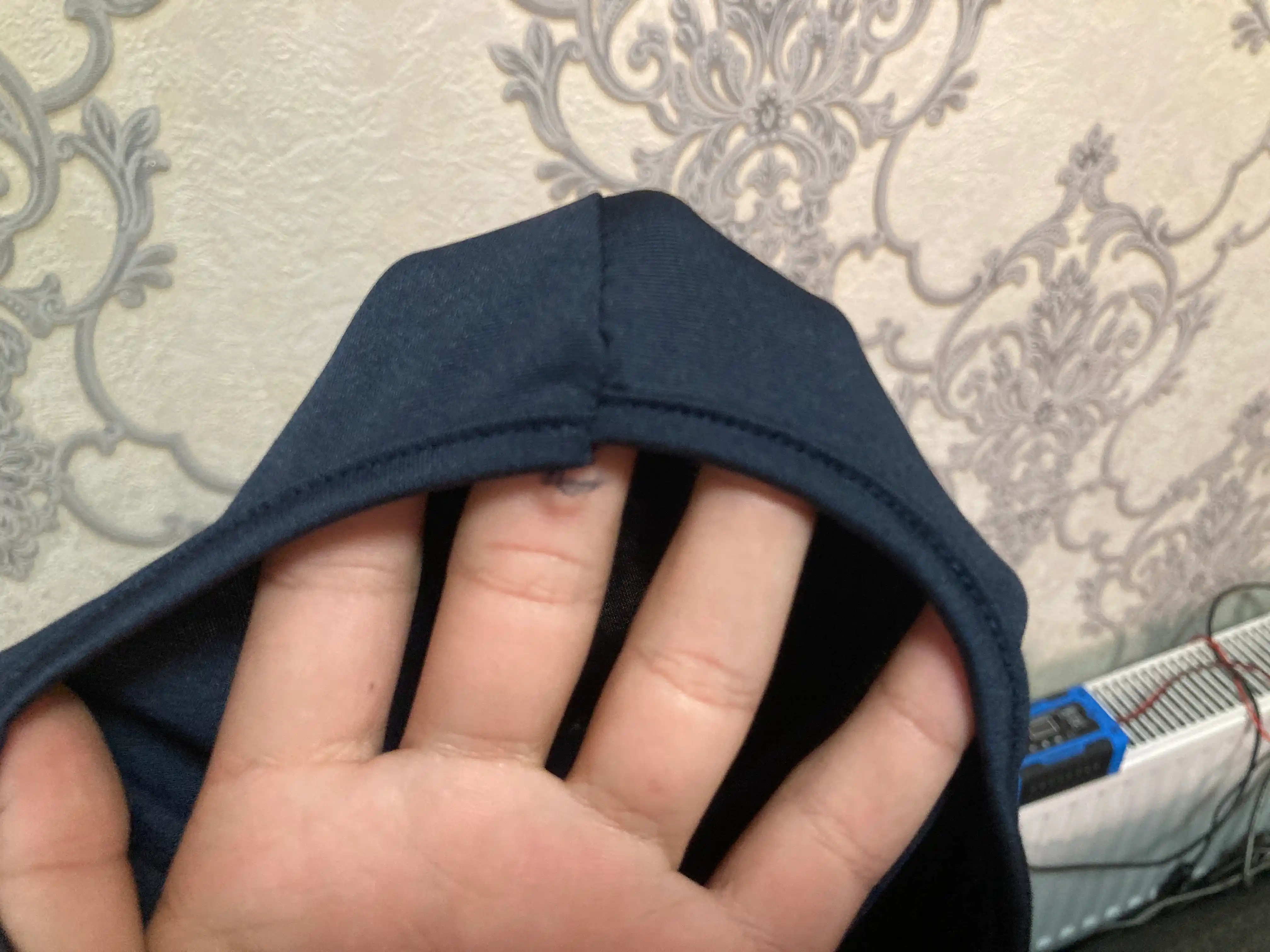 Hamma mavsumda ishlatiladigan universal balaklava