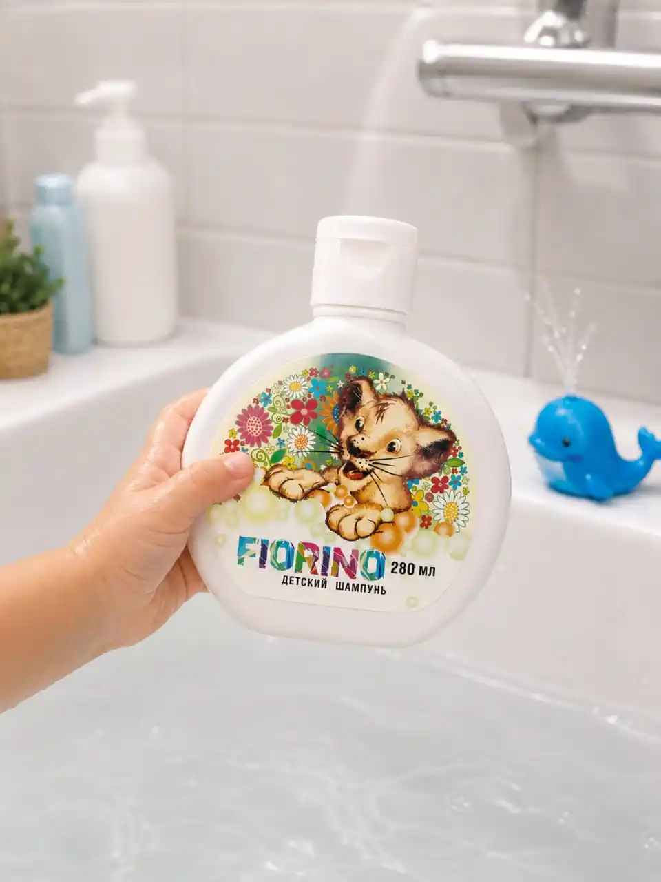 Fiorino bolalar shampuni 280 ml — ko‘z yosh qoldirmaydi, vitaminli, o‘sish va mustahkam