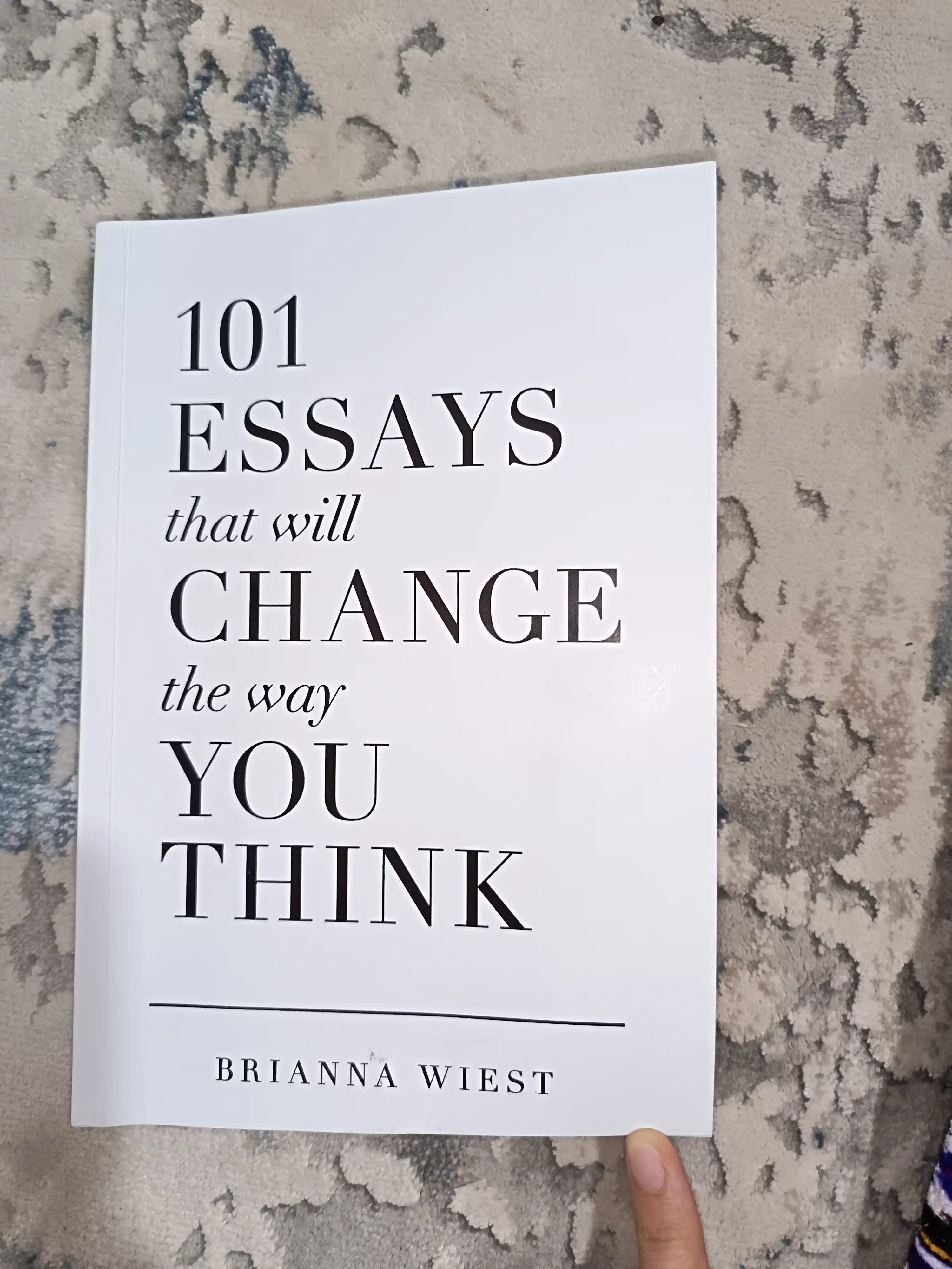 101 Essays that will change the way you think. Can't Hurt Me, David Goggins