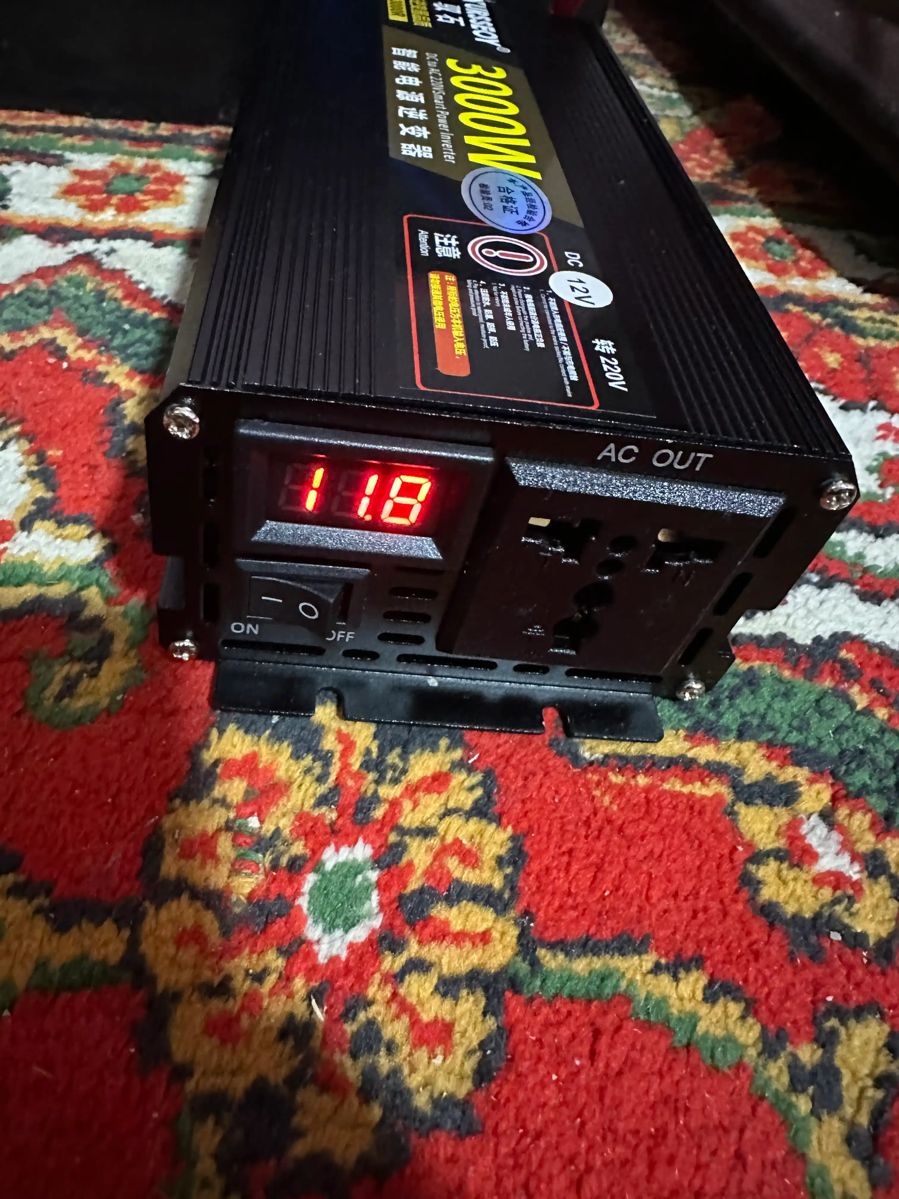Инвертор автомобильный 12V – 220V, Мощность 3000W пиковая, 1500W номинальная 
