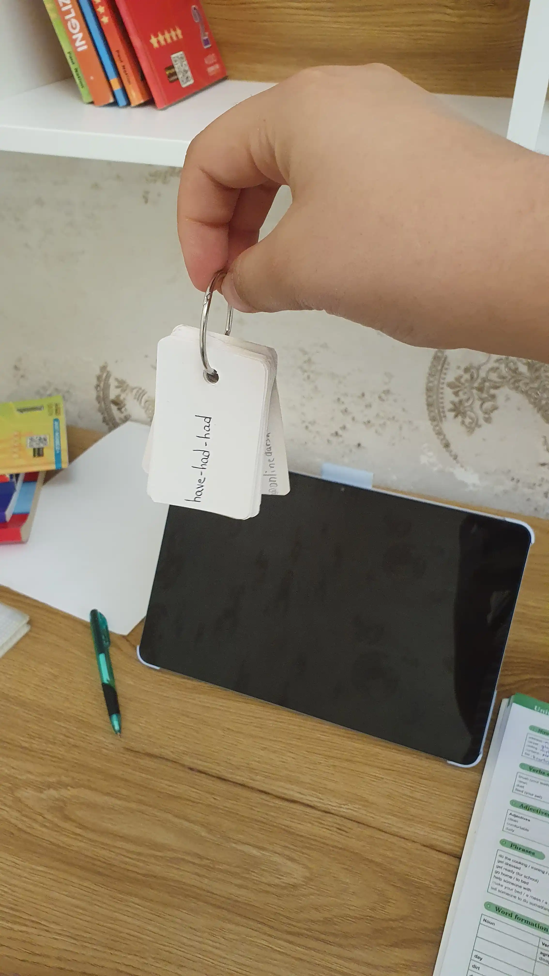Flash card, stikr, soʻz yodlash uchun karta toplami 100 varoqchali