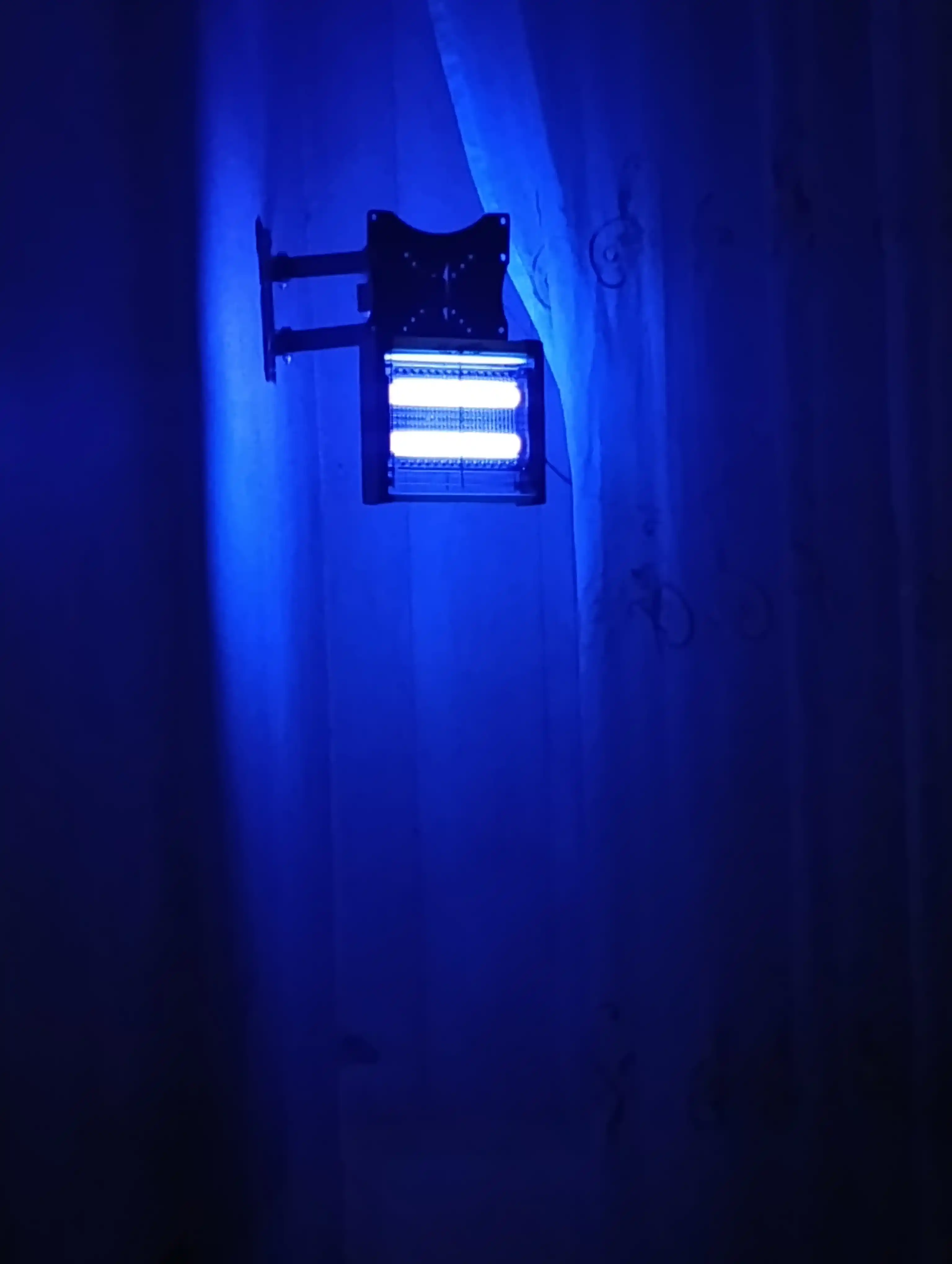 Elektr tuzoq, chivinlar, pashshalar va hasharotlar uchun