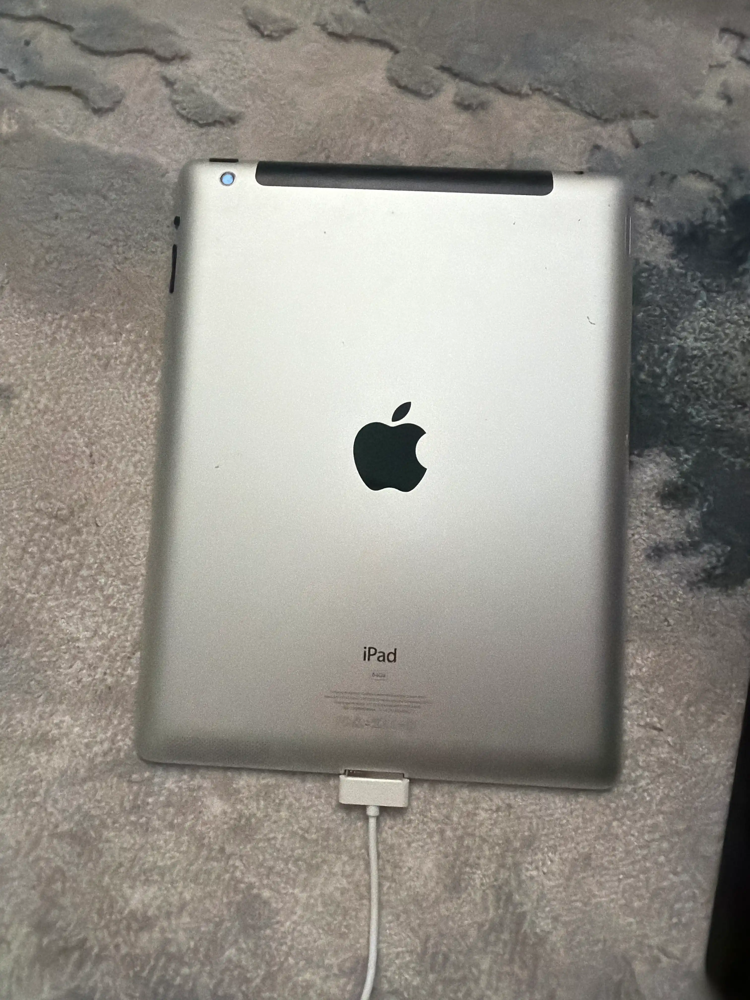 Зарядный кабель для iPhone 4