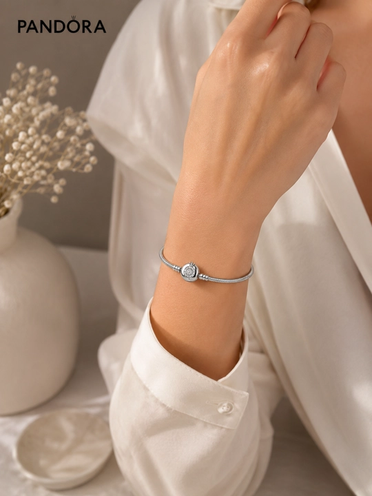 Pandora Moments Crowned O 599046C01 kumush bilaguzuk, sirkoniy bilan