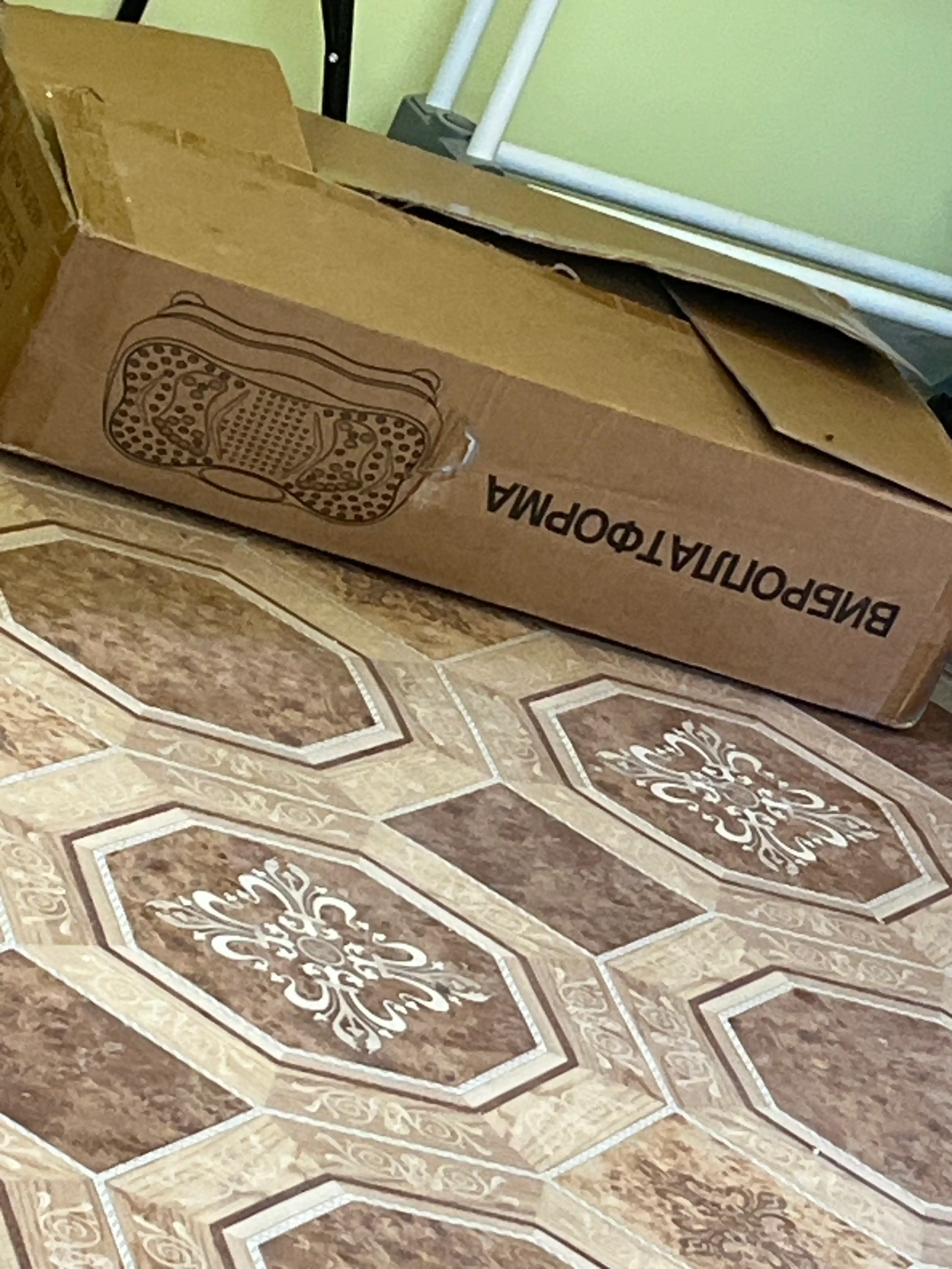 Vibratsion fitnes platforma — massaj funksiyasi, pult KECHITE+ Bluetooth