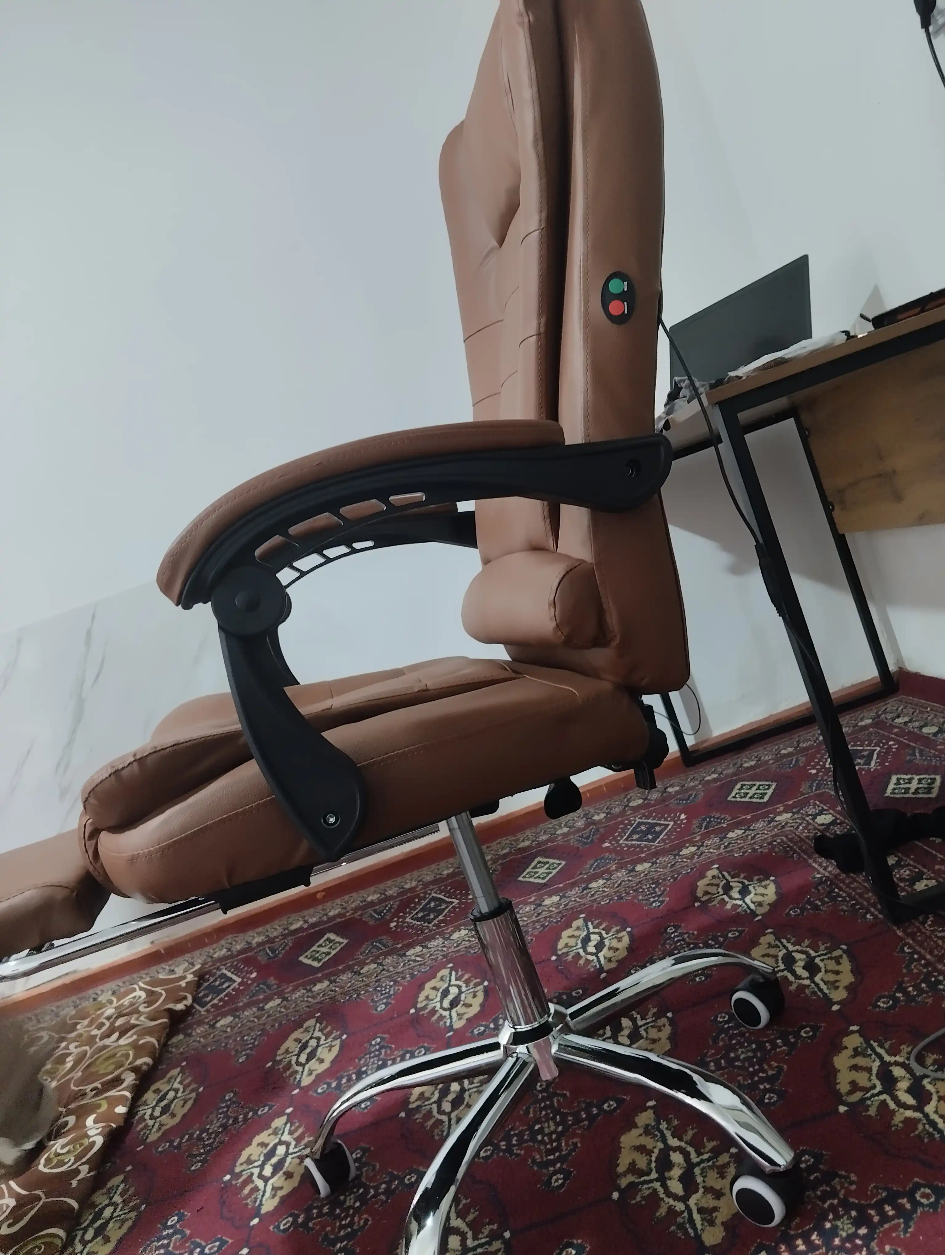 Uy va ofis uchun bel tayanchiga ega ergonomik kompyuter kreslosi