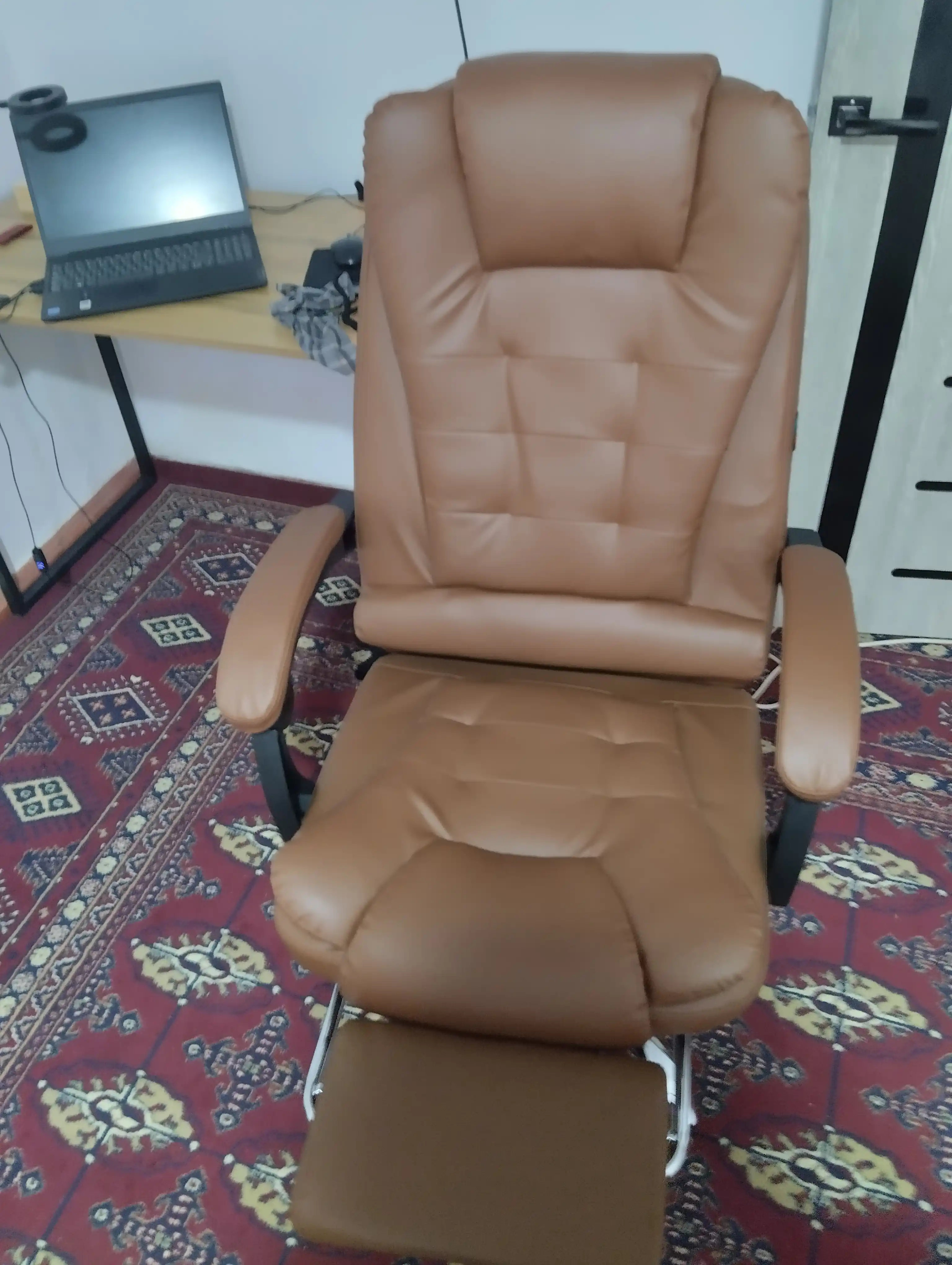 Uy va ofis uchun bel tayanchiga ega ergonomik kompyuter kreslosi