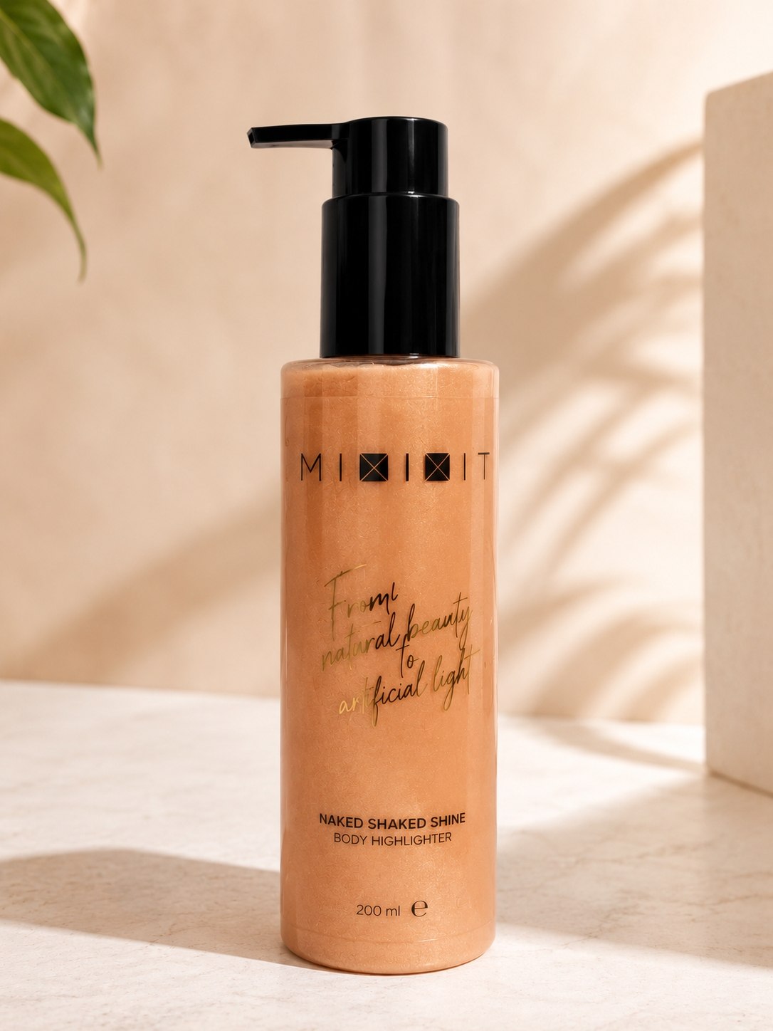 MIXIT Naked Shaked Shine Body Highlighter - tana uchun porloq haylayter-loson, 200 ml - 
