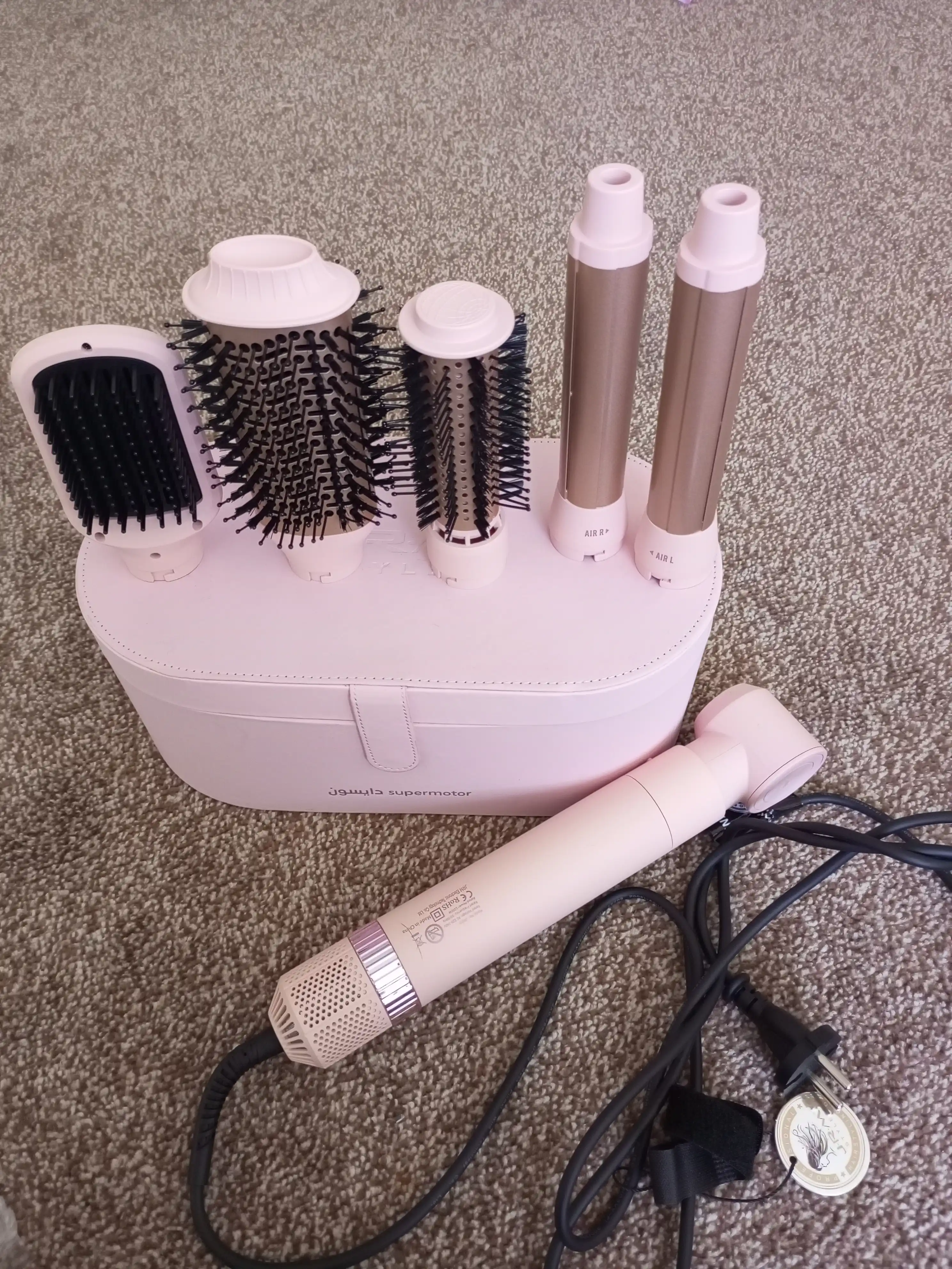 Soch quritgich fen Airwrap JRM styler, 6 tasi 1 da, avtomatik ployka va turmaklash