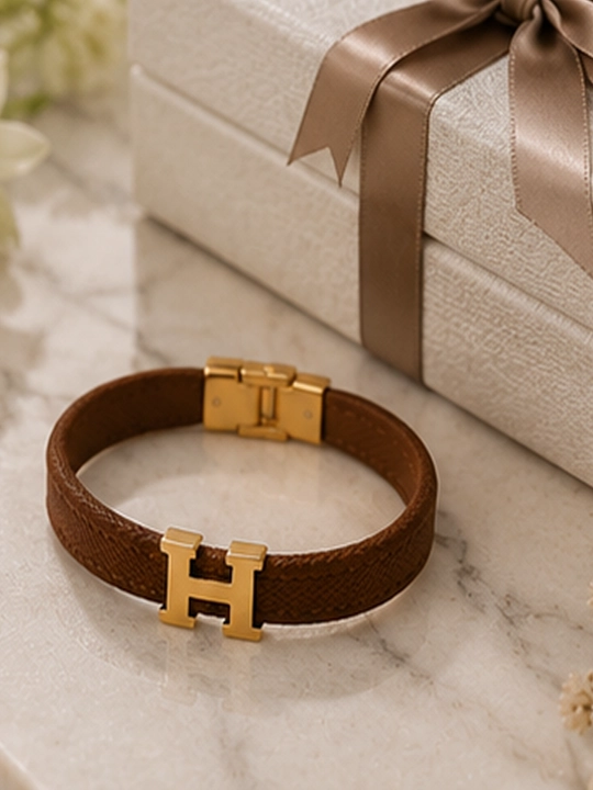 Элегантный и современный браслет Hermès