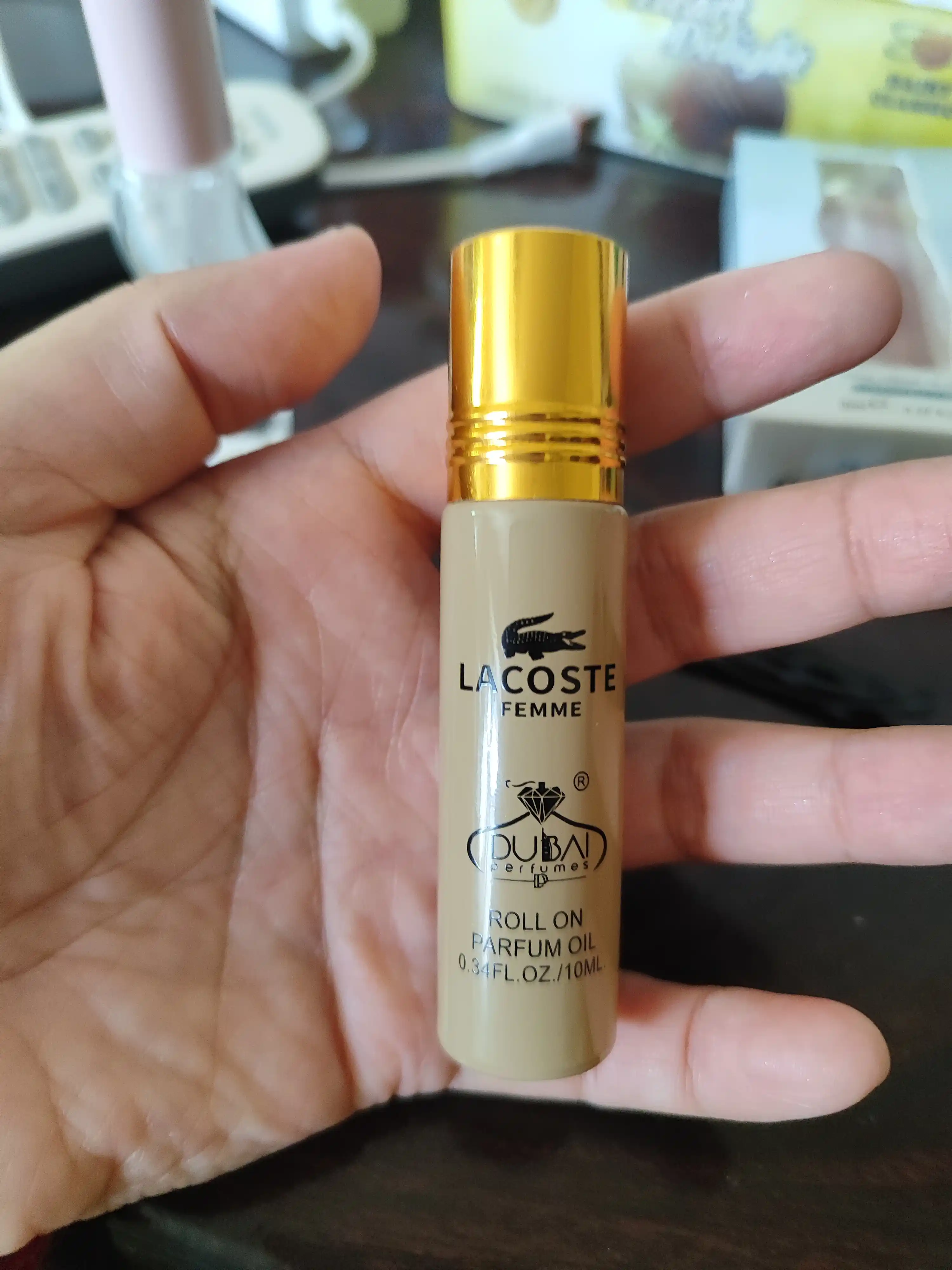 Ayollar uchun yog'li parfyum Lacoste Pour Femme, rolikli, uzoq vaqt saqlanadigan atir, moyli atir, 10 ml