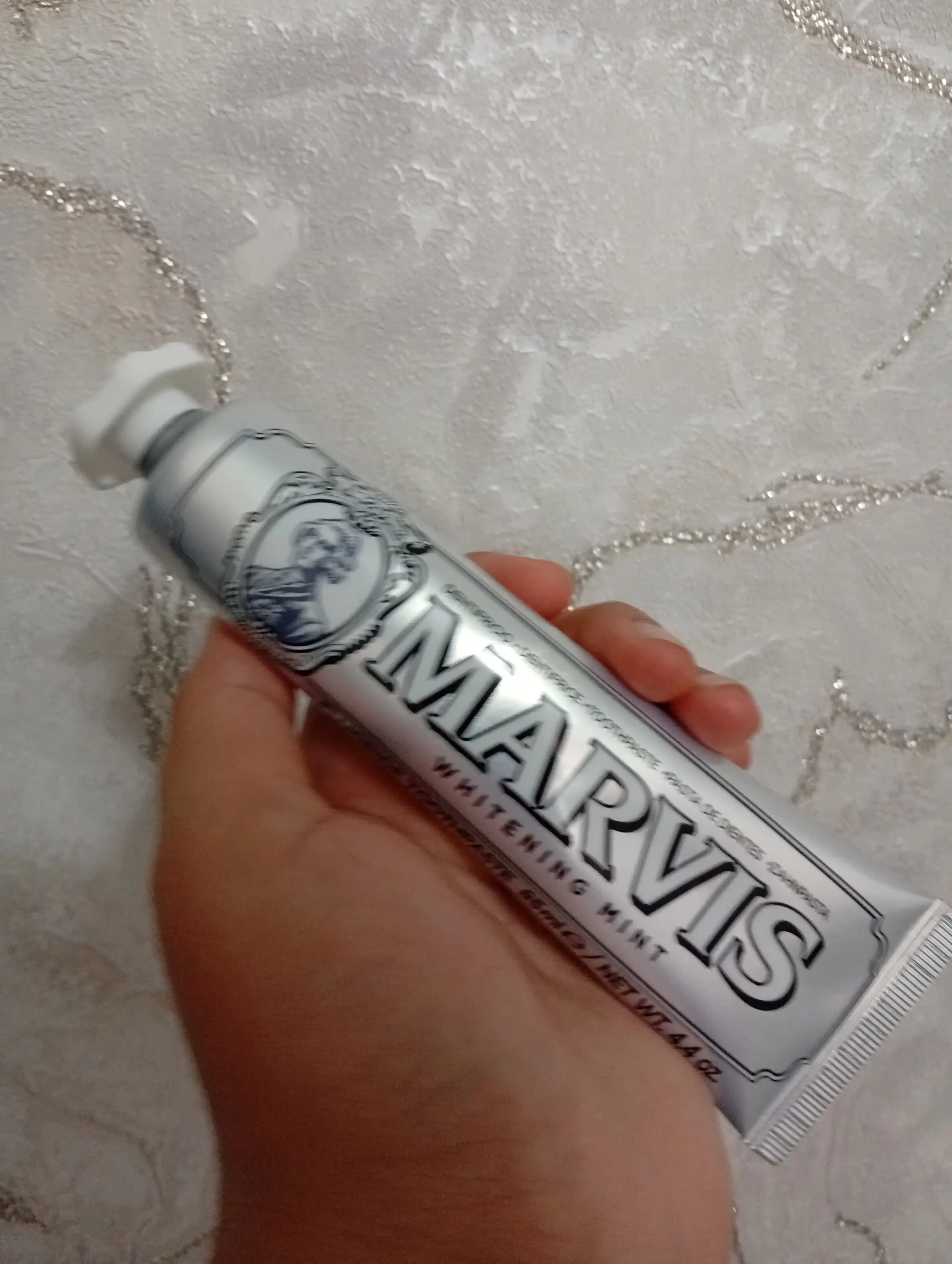 Зубная паста с отбеливающим эффектом, MARVIS Amarelli Licorice Mint, 85 мл