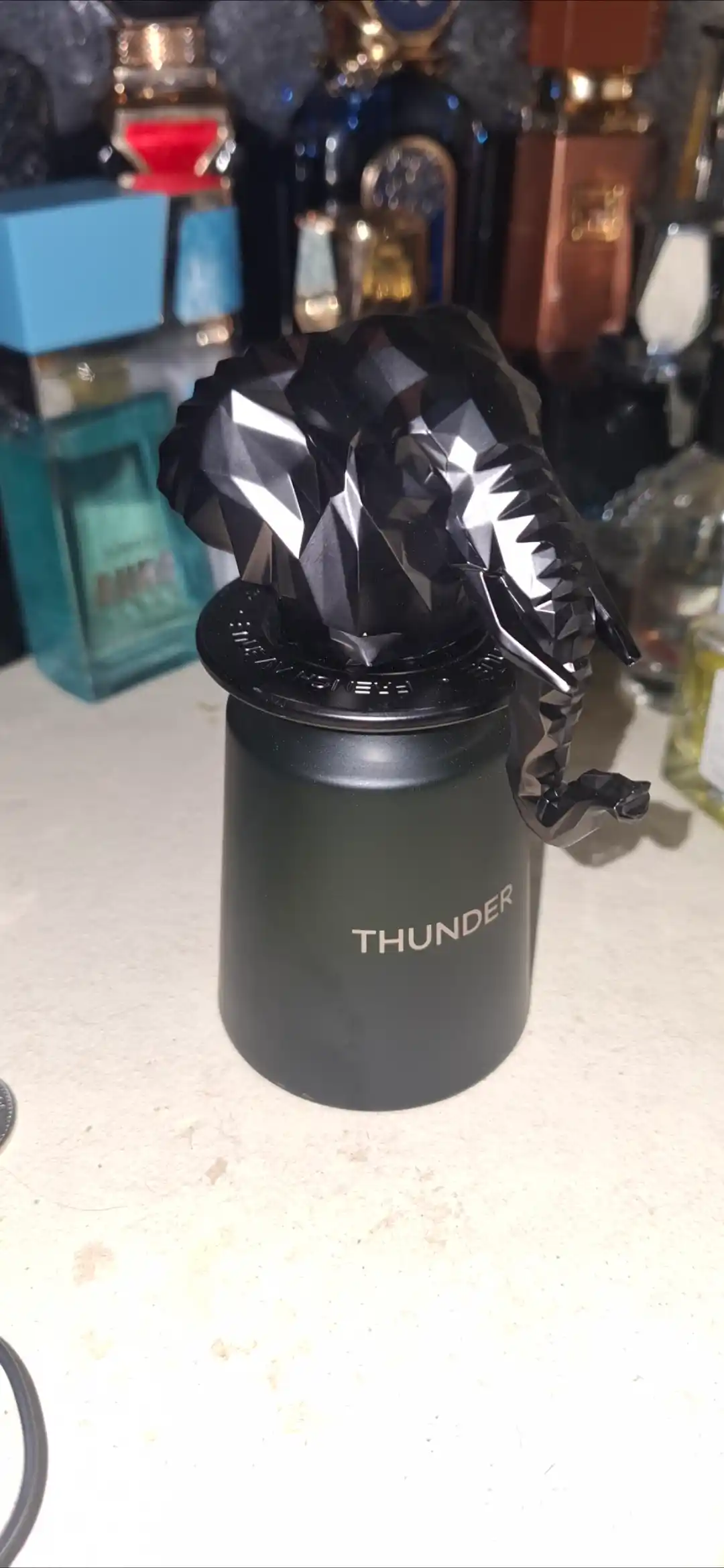 Erkaklar atiri French Avenue Thunder Extrait De Parfum (Mr Thompson)