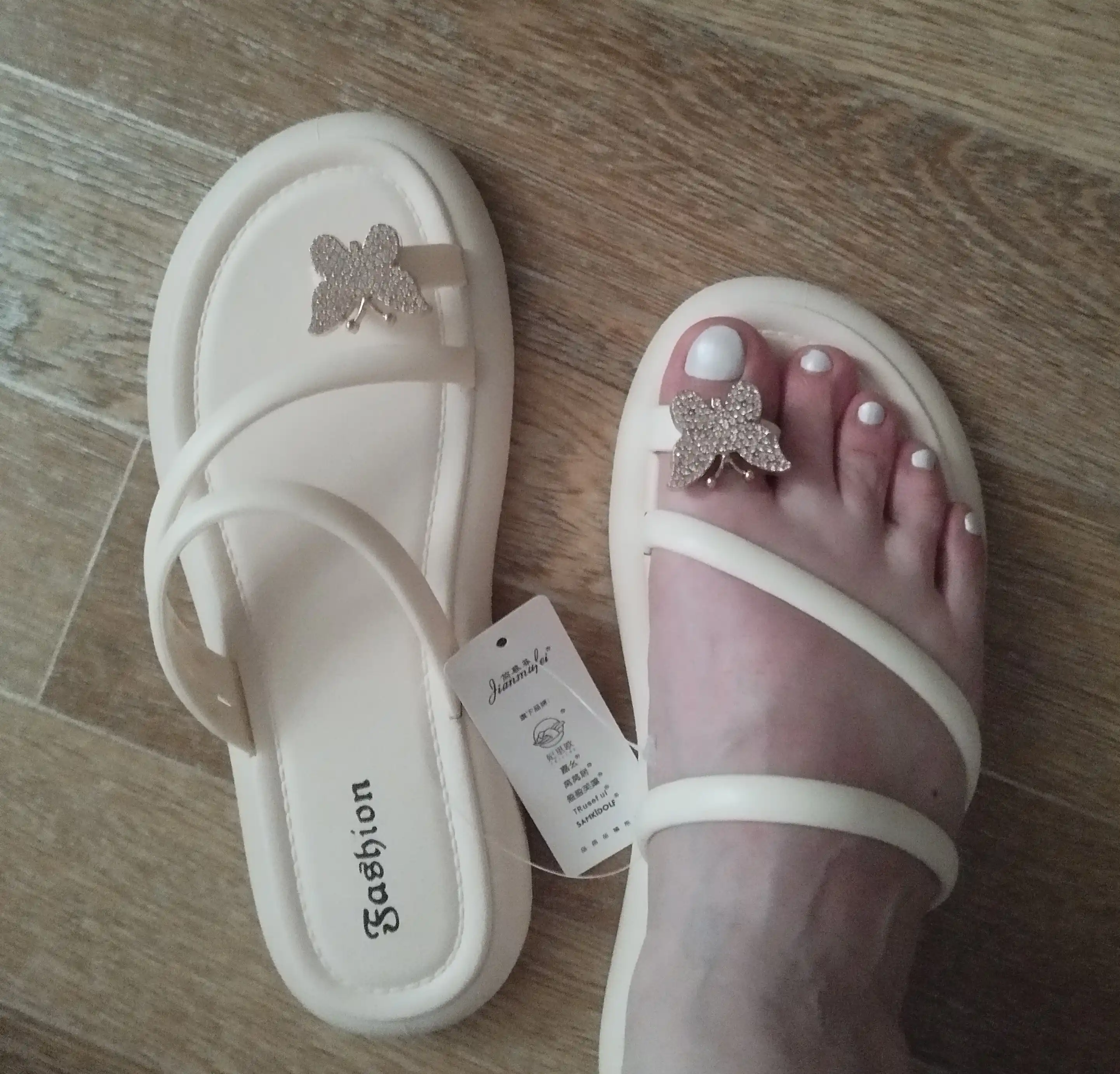 Ayollar bosonojkalari, yozgi sandal tapochlakar, slansi, sandallar, 1 o'lcham kichikli