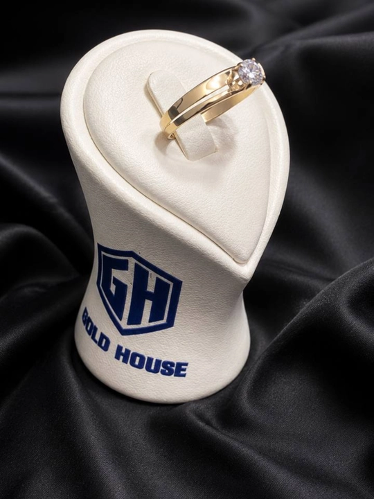 Золотое кольцо с фианитом — модель S11A, 1.20 г, GOLD HOUSE