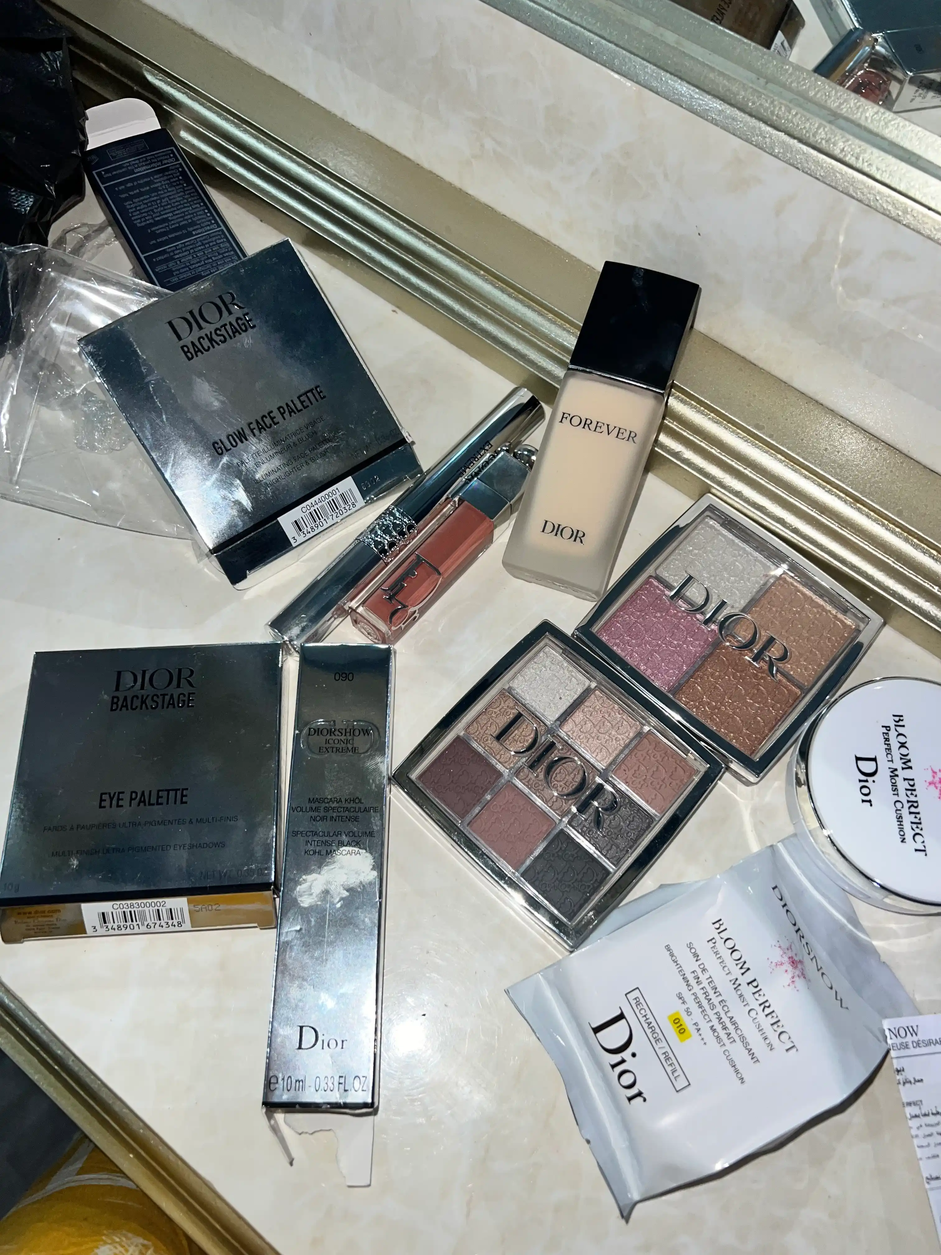Набор косметики Dior, подарочный набор для женщин, тональный крем, палетка теней, тушь