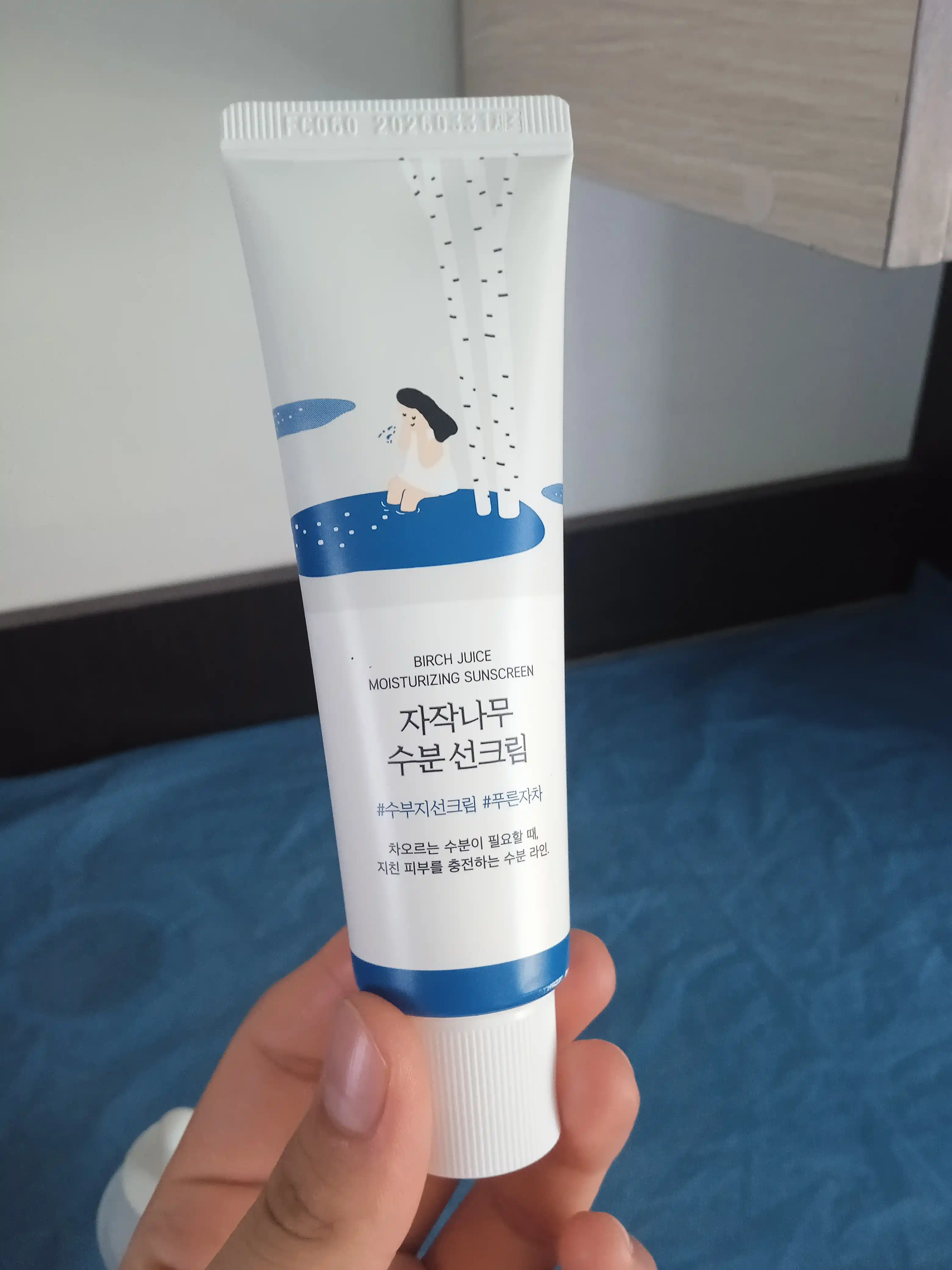 Солнцезащитный крем Round Lab Birch Juice Moisturizing Sunscreen SPF50+ PA++++, 50 мл