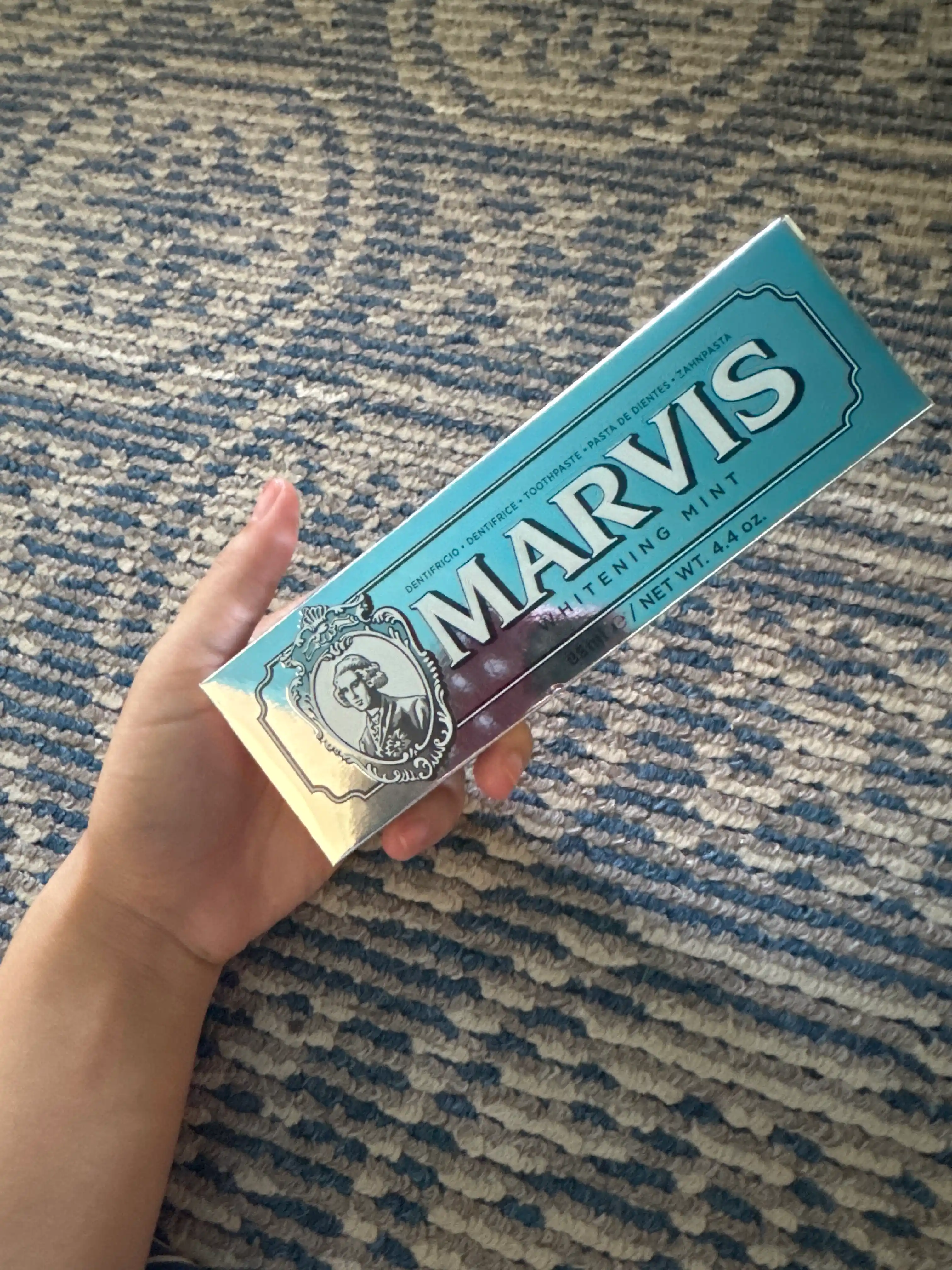 Зубная паста с отбеливающим эффектом, MARVIS Amarelli Licorice Mint, 85 мл