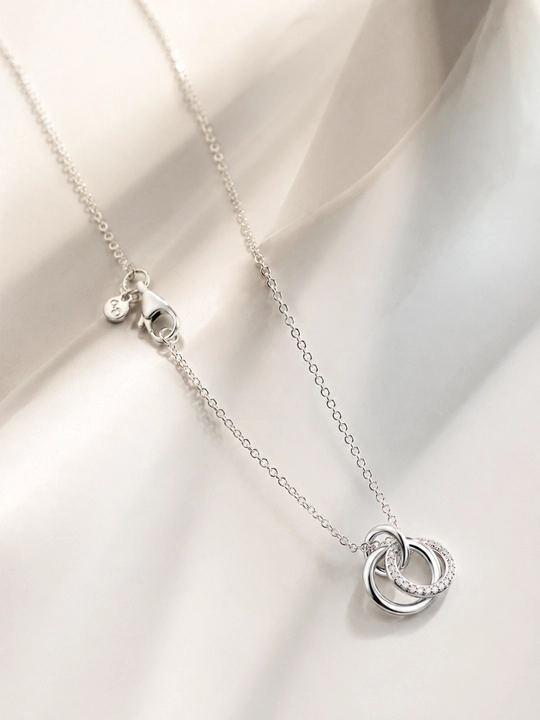 Pandora  Колье "Family Always Encircled" из серебра 925 пробы 391455C01